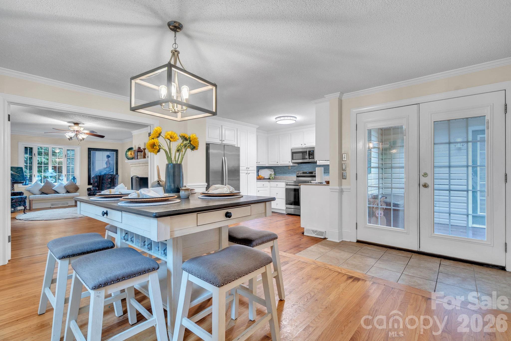 103 Forest Avenue — Landrum