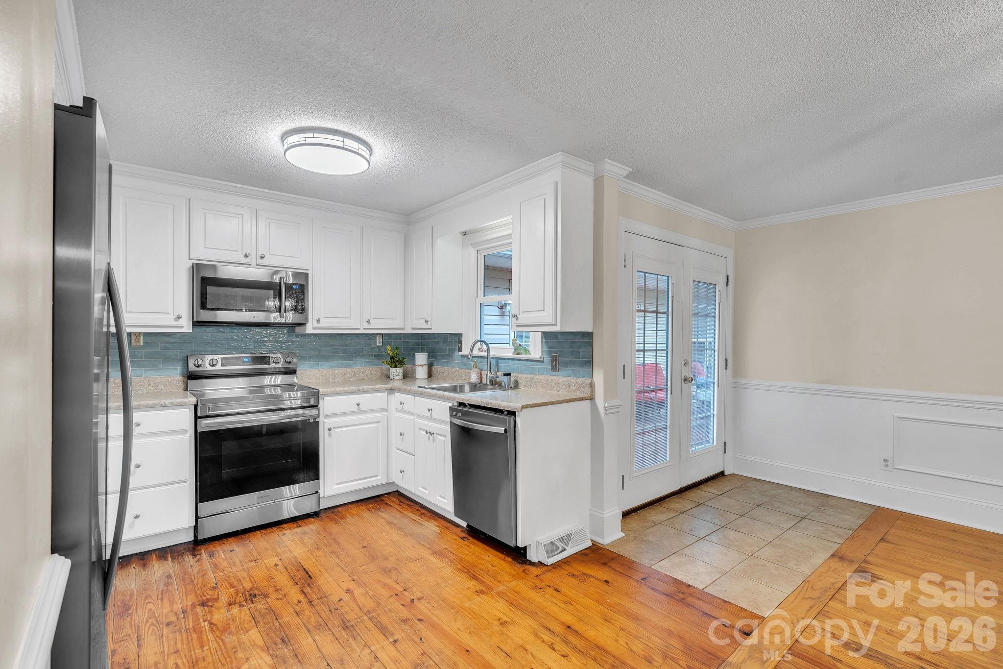 103 Forest Avenue — Landrum