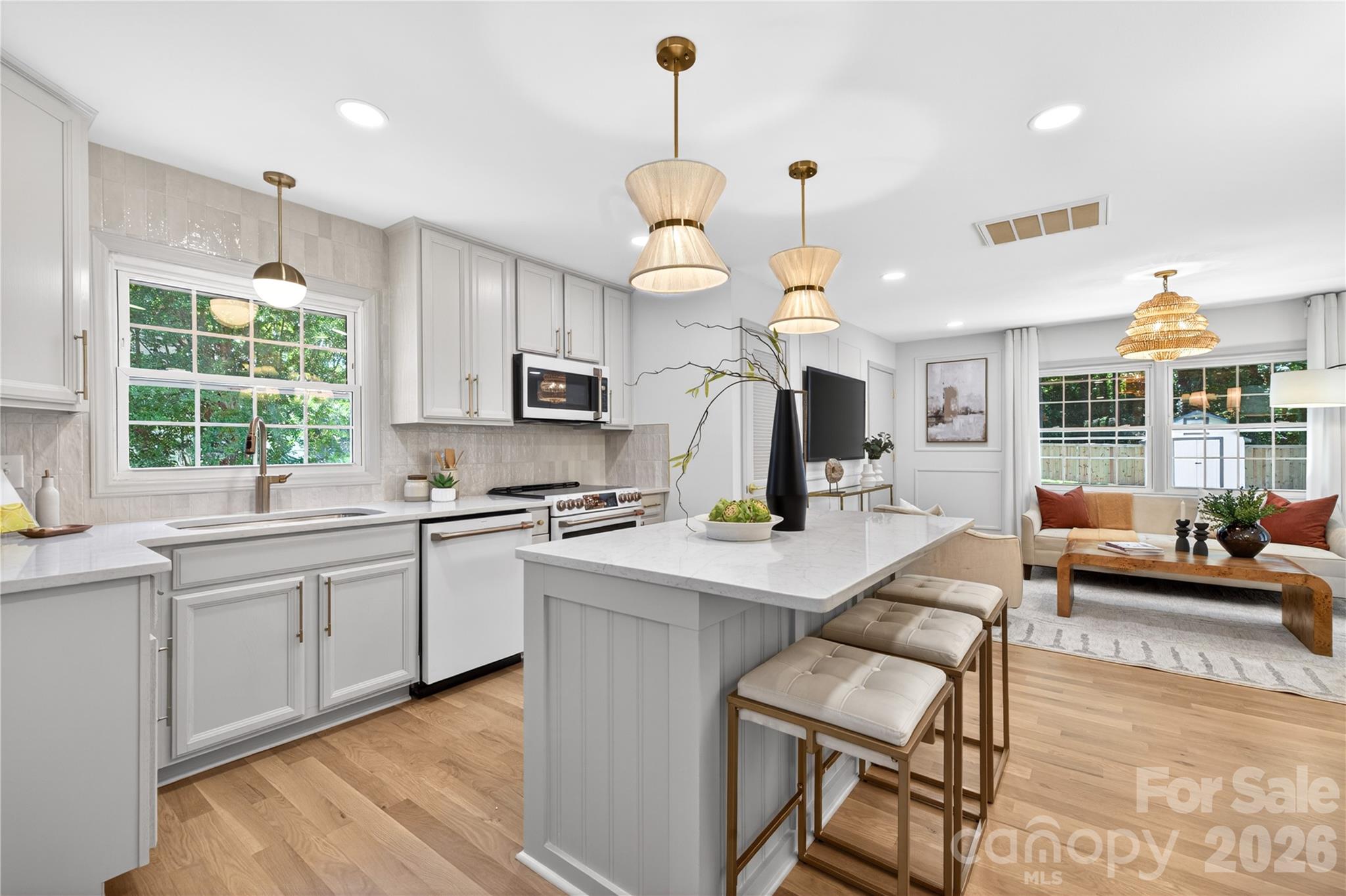 4408 Ivanhoe Place — Charlotte