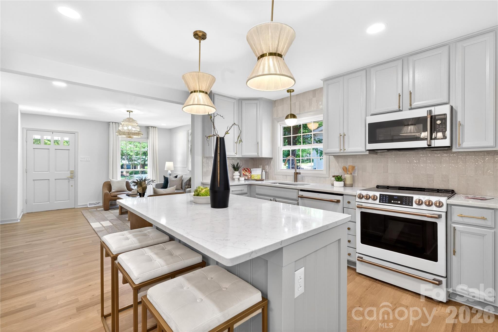 4408 Ivanhoe Place — Charlotte