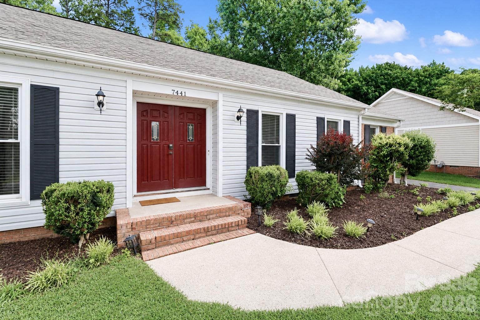7441 Riding Trail Road — Charlotte