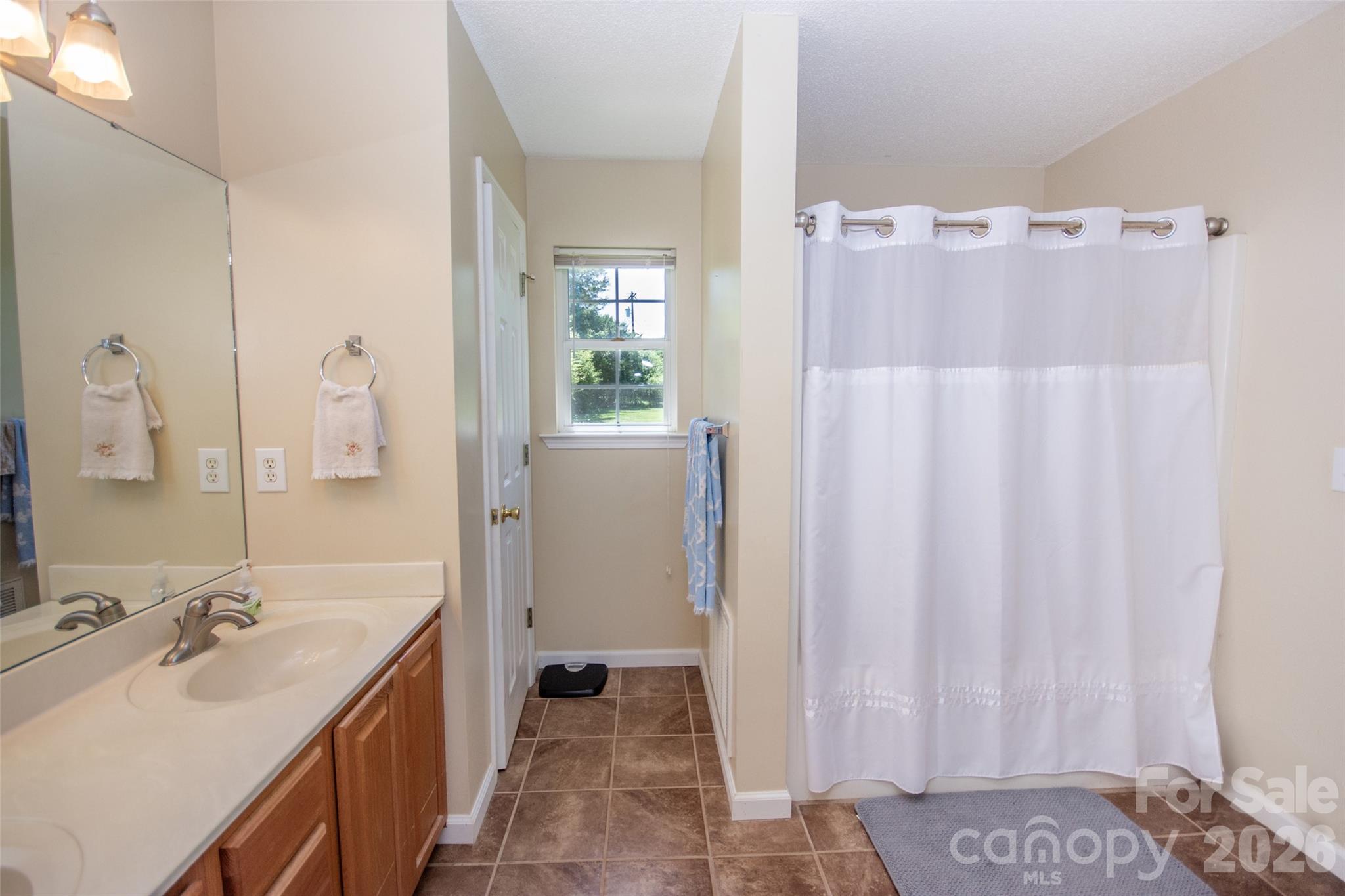 101 Mount Zion Drive — Statesville