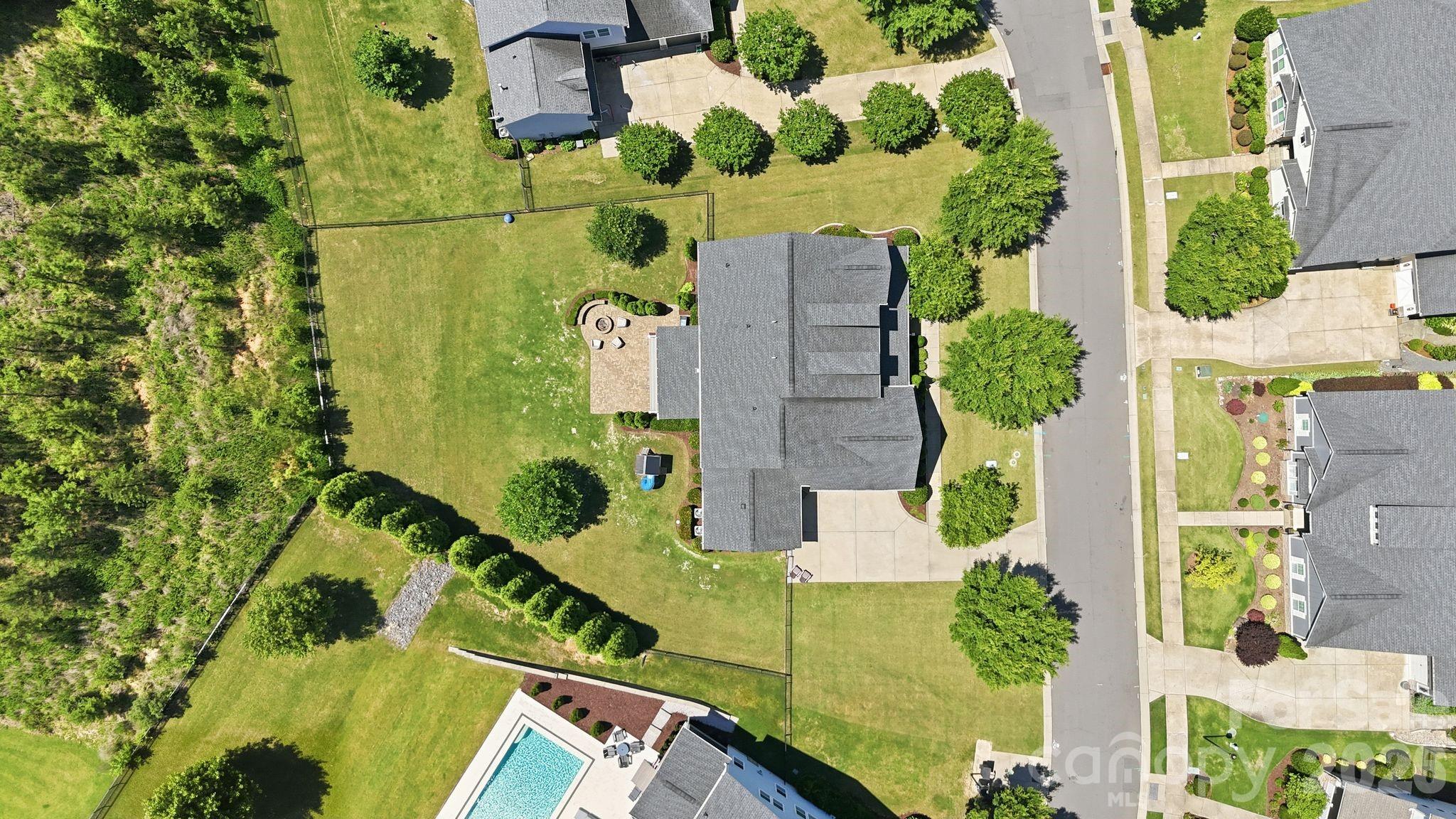 621 Bucks Quarry Court — Fort Mill