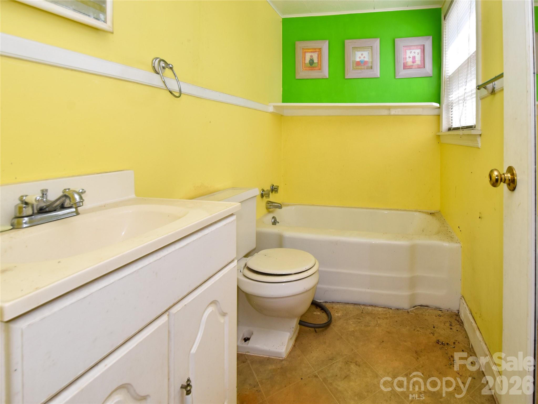 1420 Waybridge Lane — Winston Salem