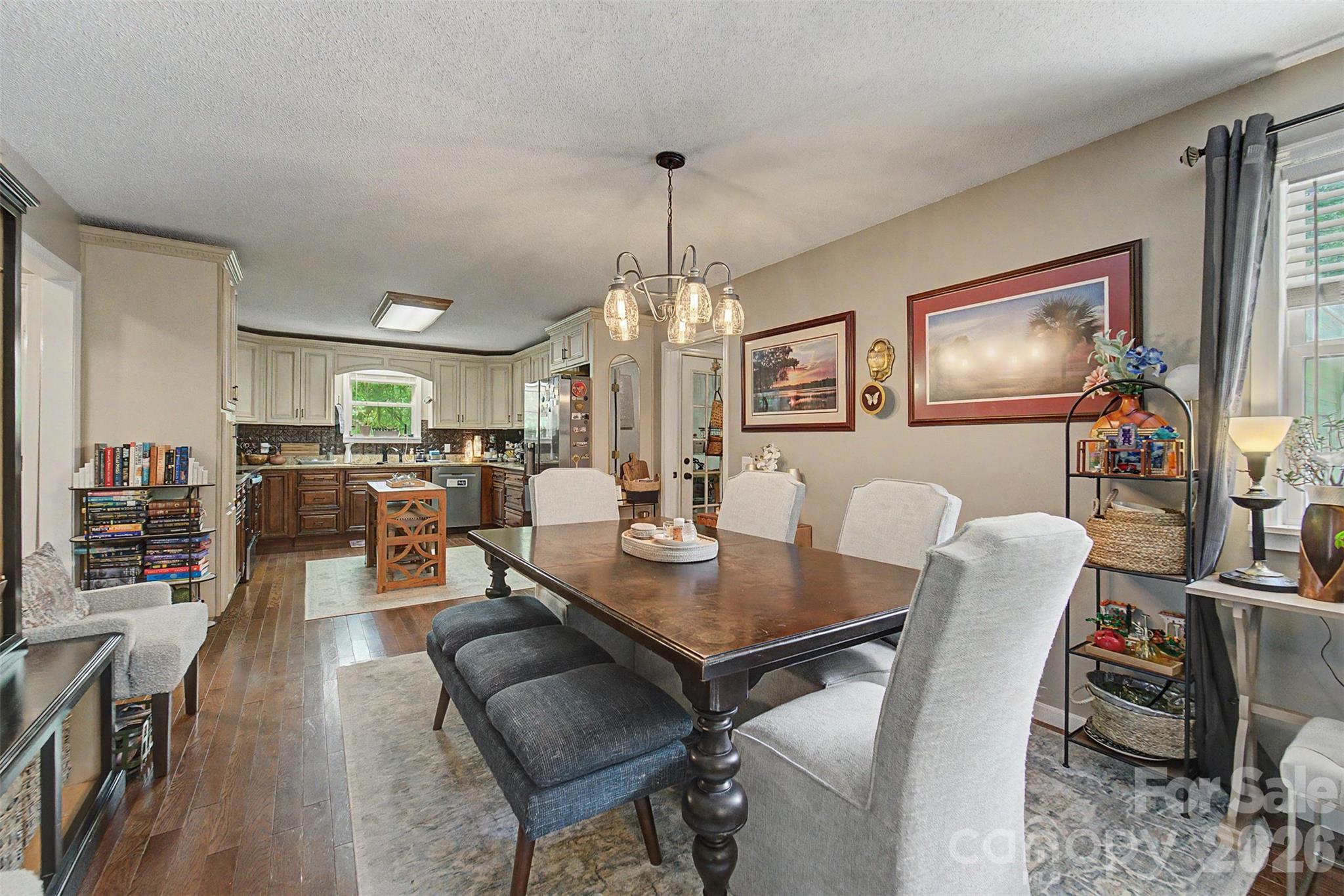 1364 Atoah Road — Robbinsville