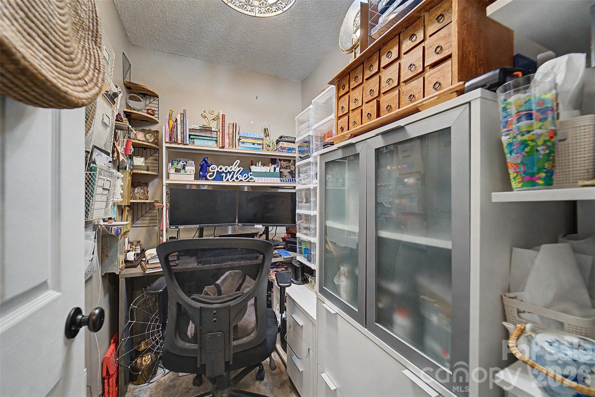 1364 Atoah Road — Robbinsville