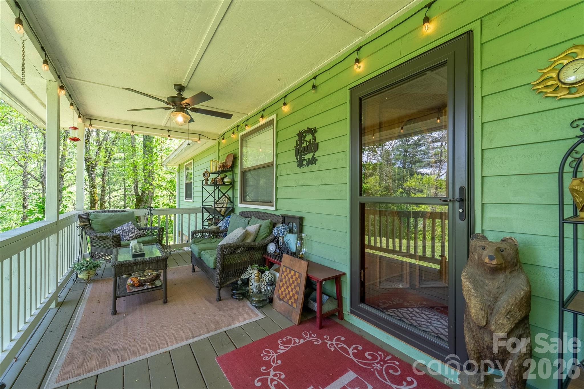 1364 Atoah Road — Robbinsville