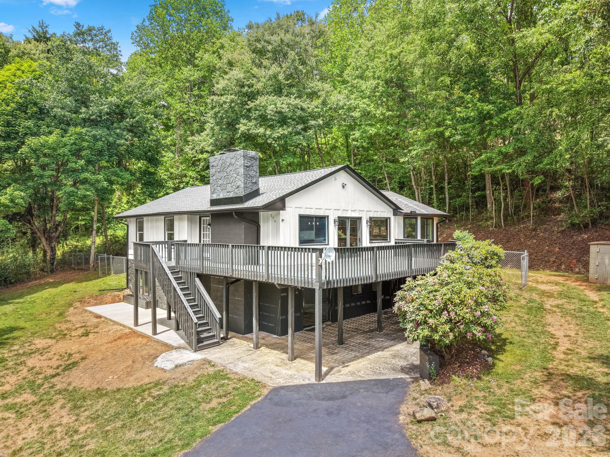 270 Blake Branch Road — Sylva