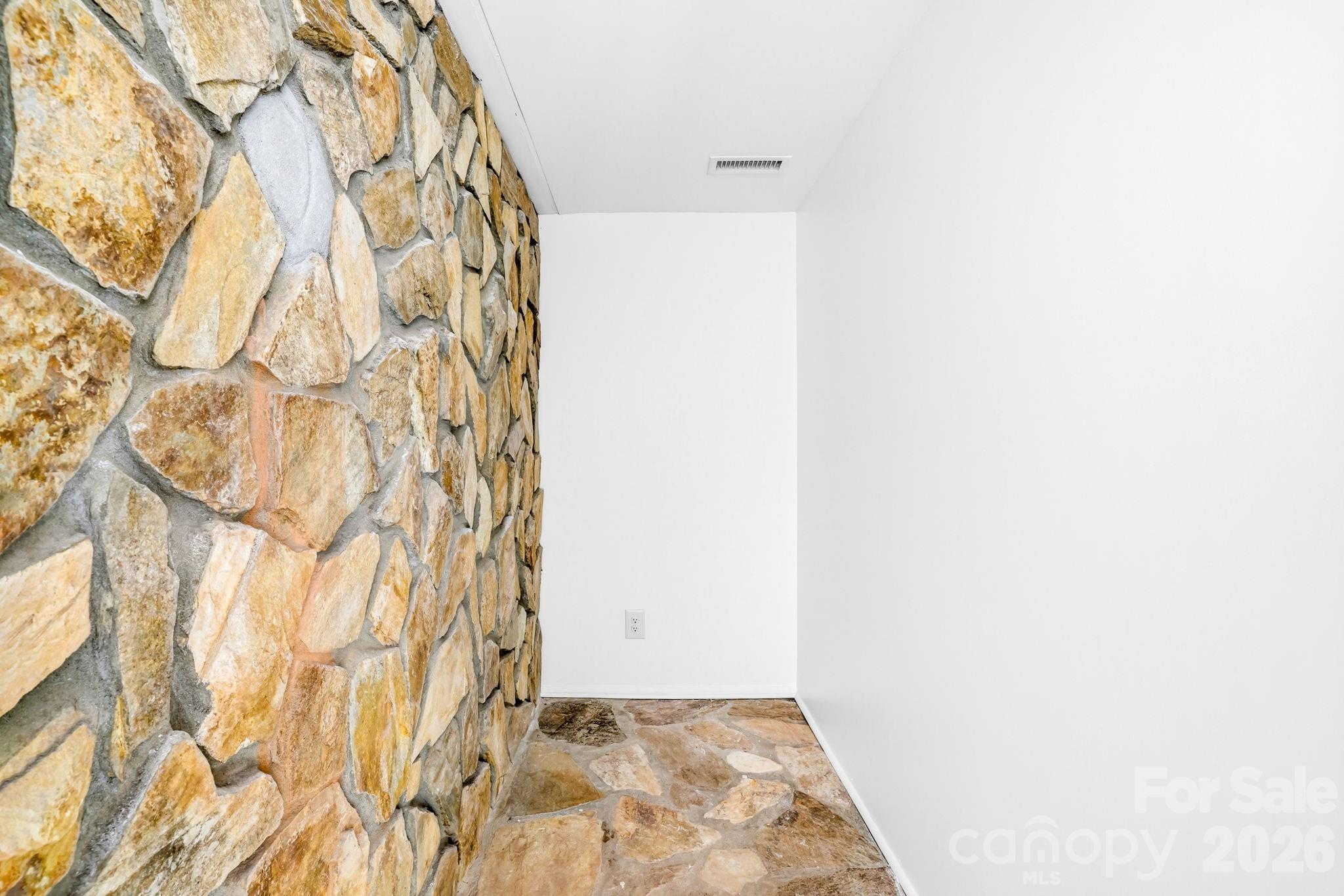 270 Blake Branch Road — Sylva