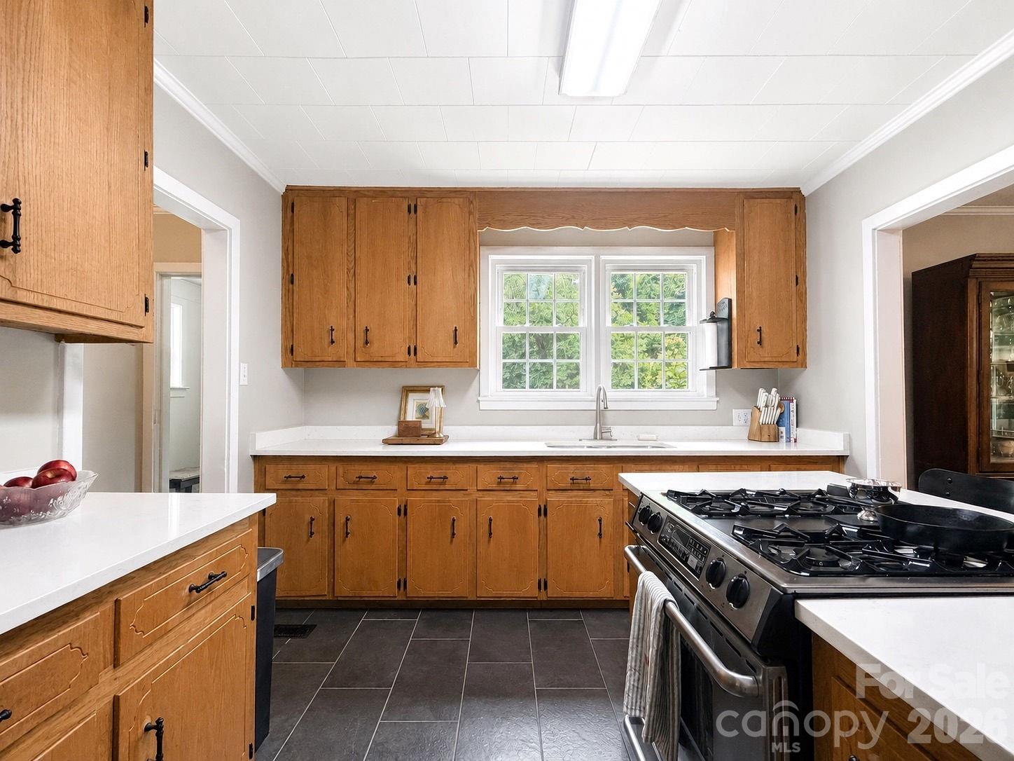 214 Oakwood Avenue — York