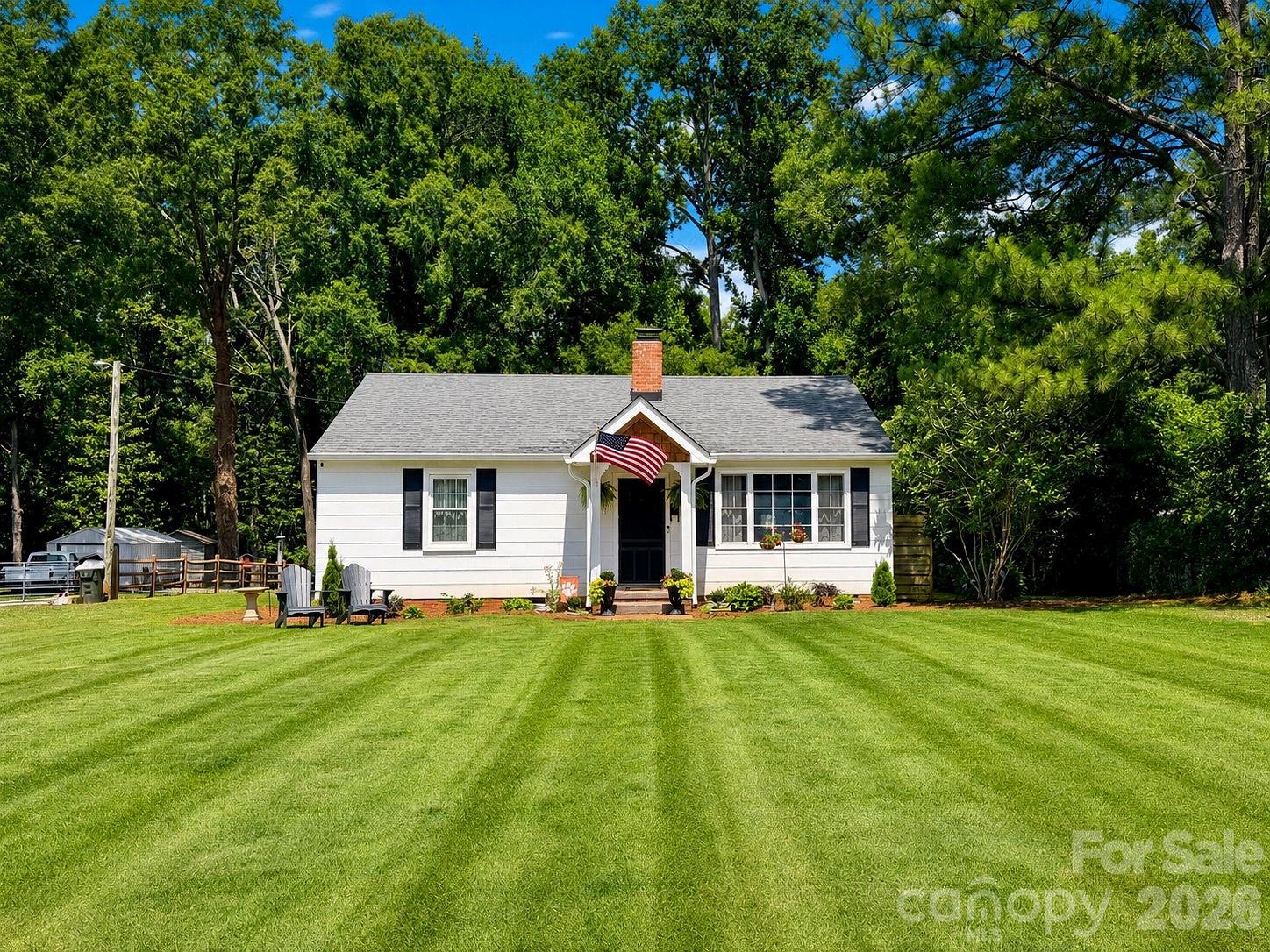 214 Oakwood Avenue — York