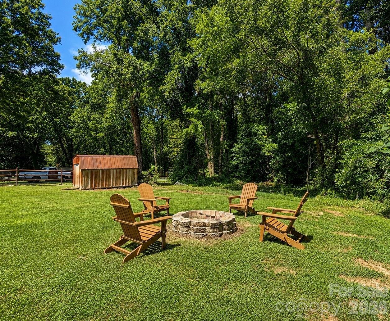 214 Oakwood Avenue — York