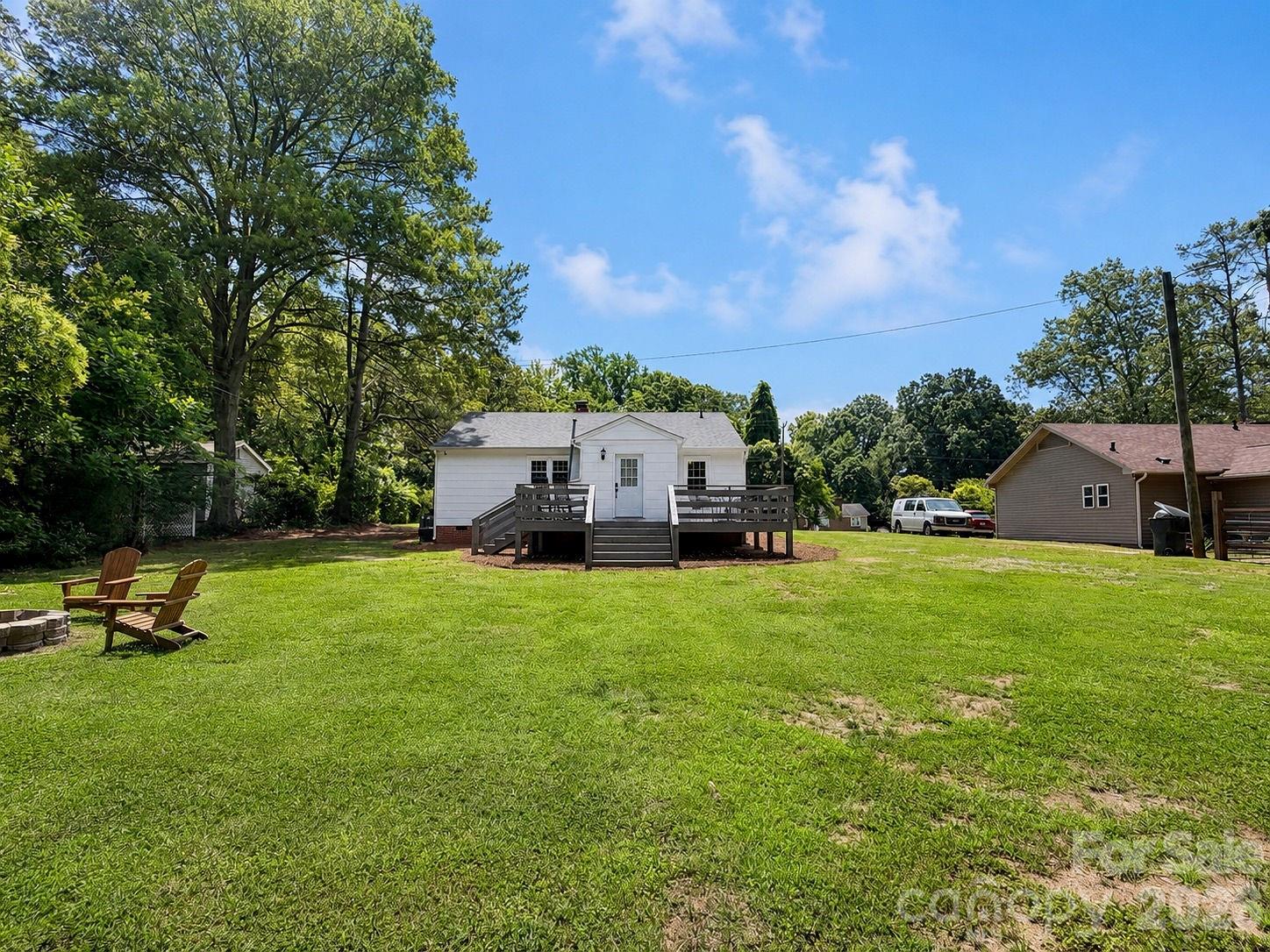 214 Oakwood Avenue — York