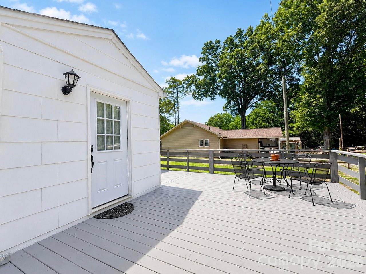 214 Oakwood Avenue — York