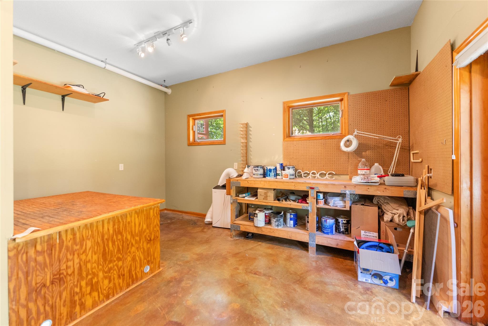 350 Winding Ridge Road — Black Mountain