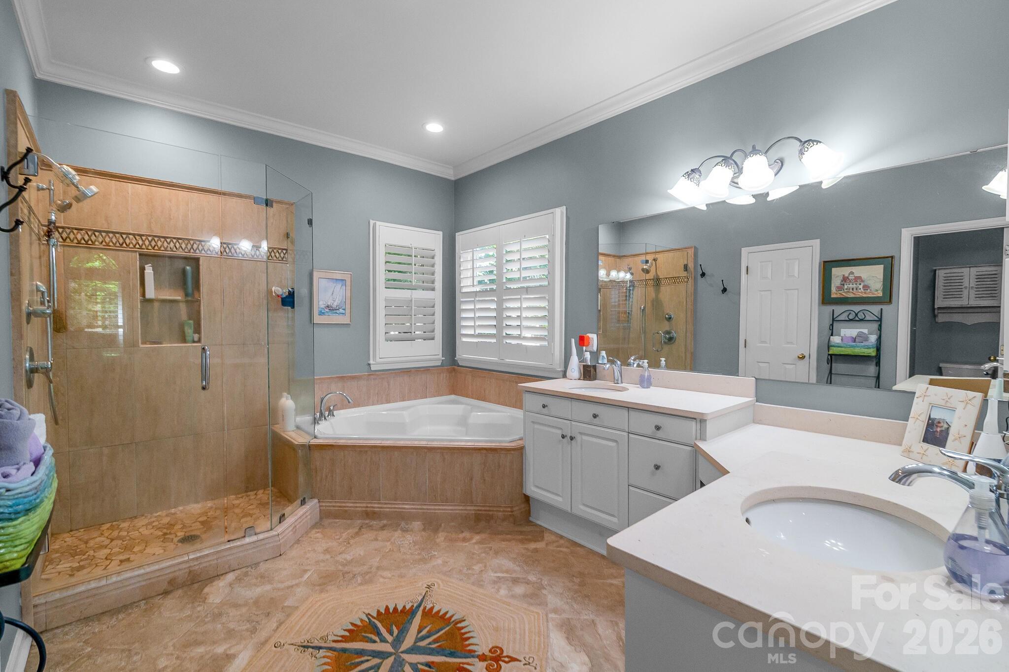 15202 Sharrow Bay Court — Huntersville