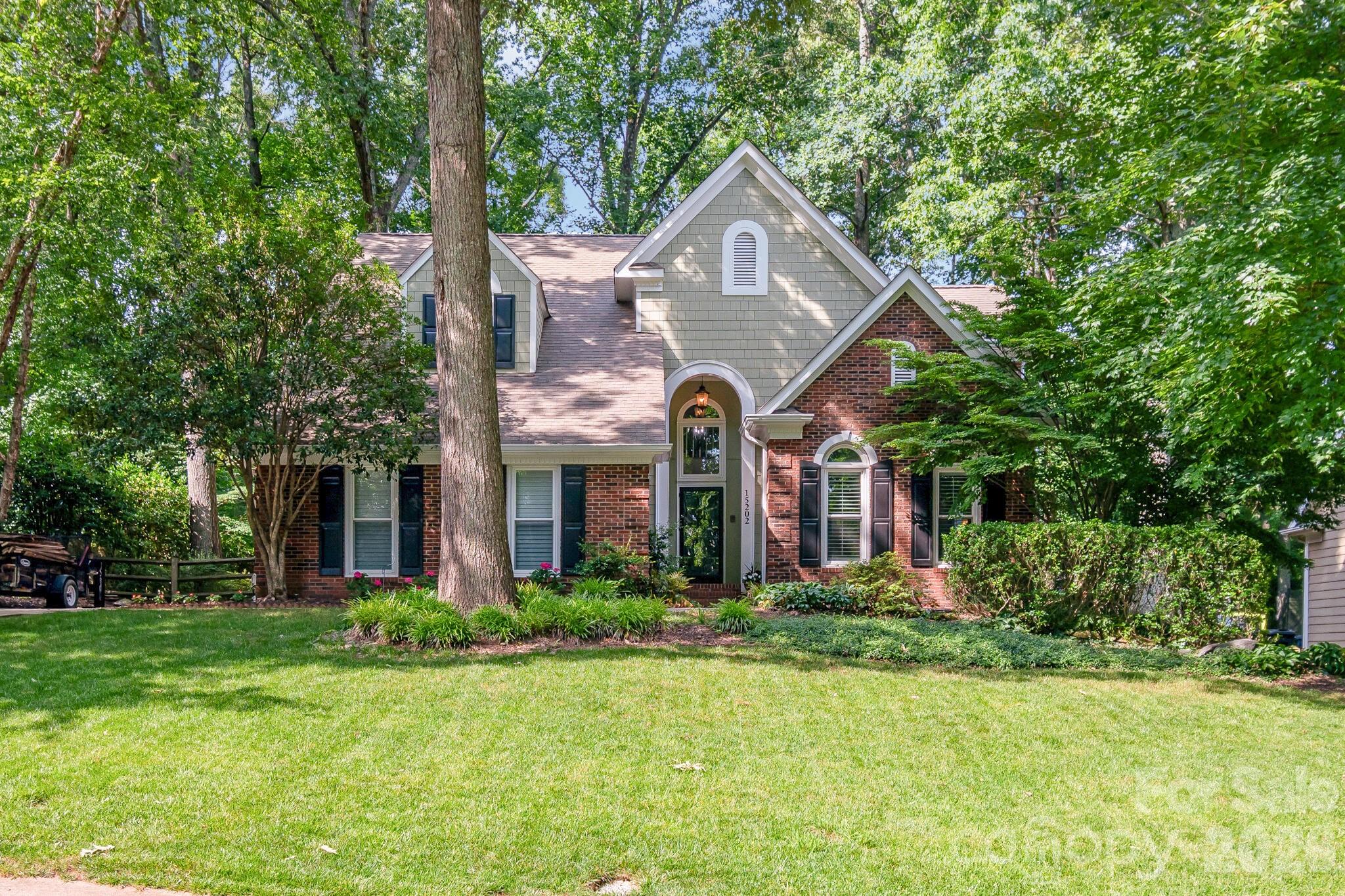 15202 Sharrow Bay Court — Huntersville
