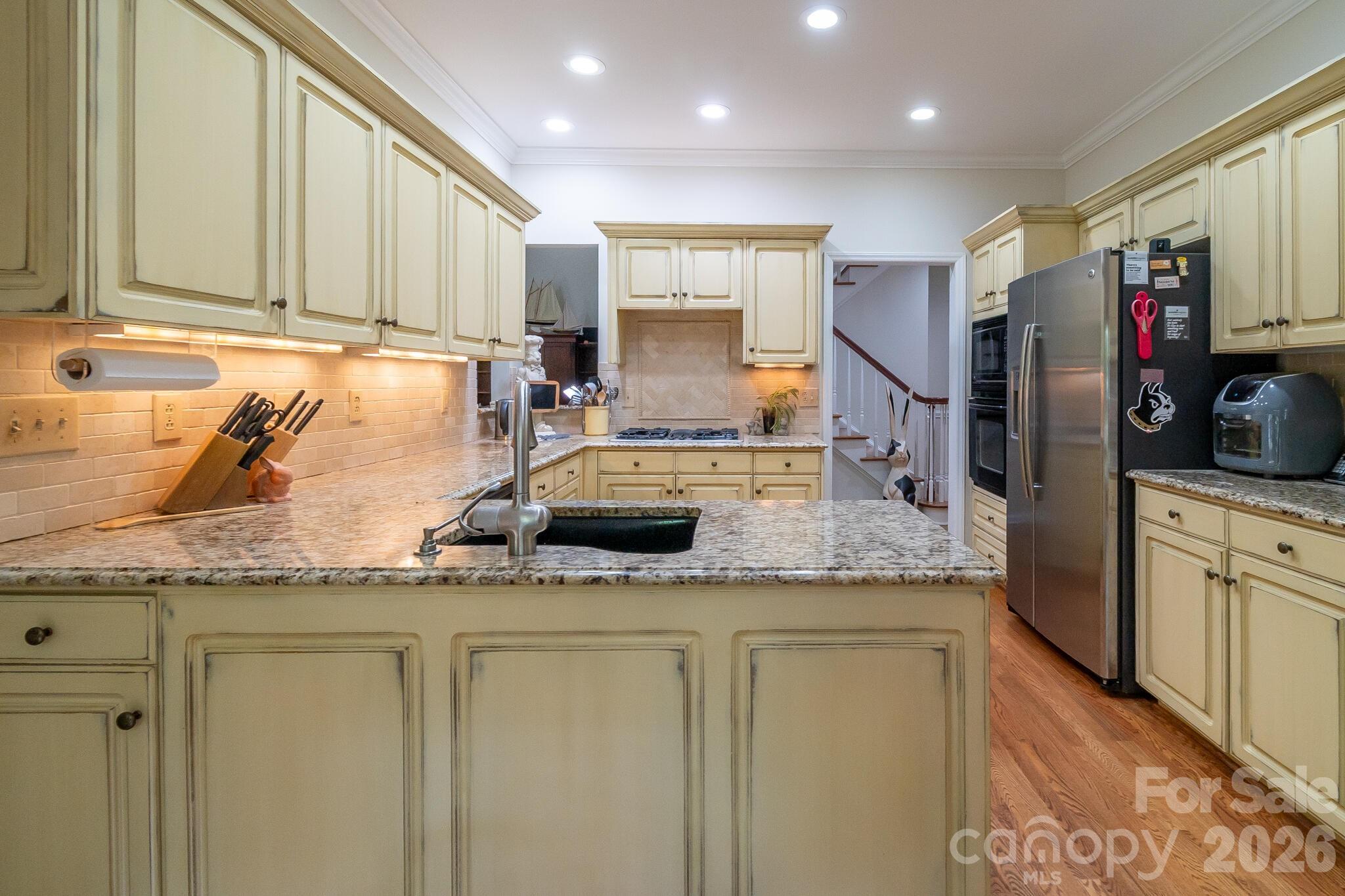 15202 Sharrow Bay Court — Huntersville