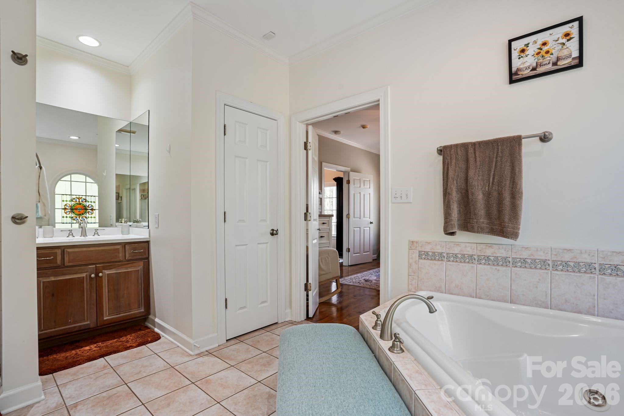 1715 Regan Road — Lexington