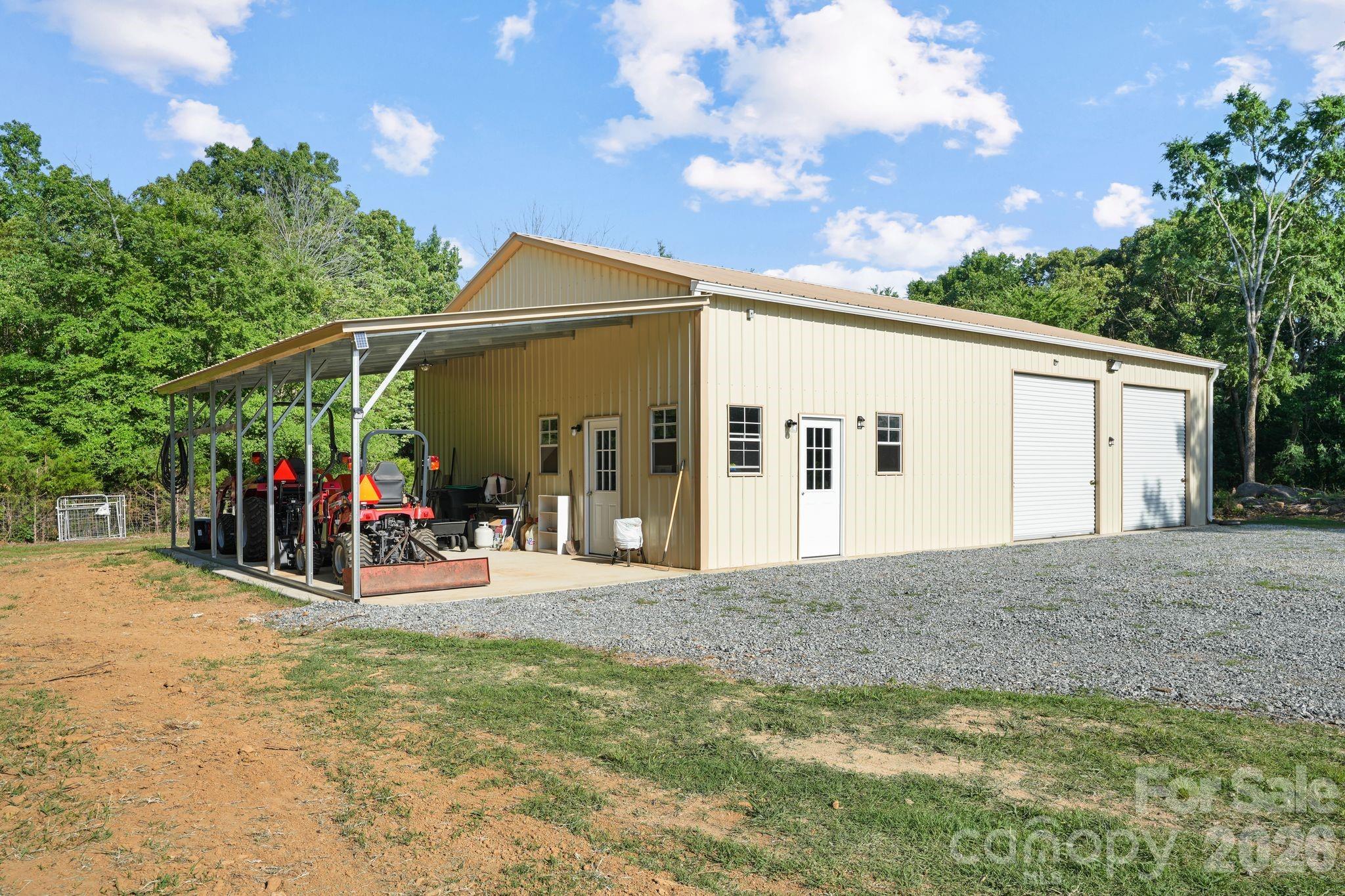 1715 Regan Road — Lexington