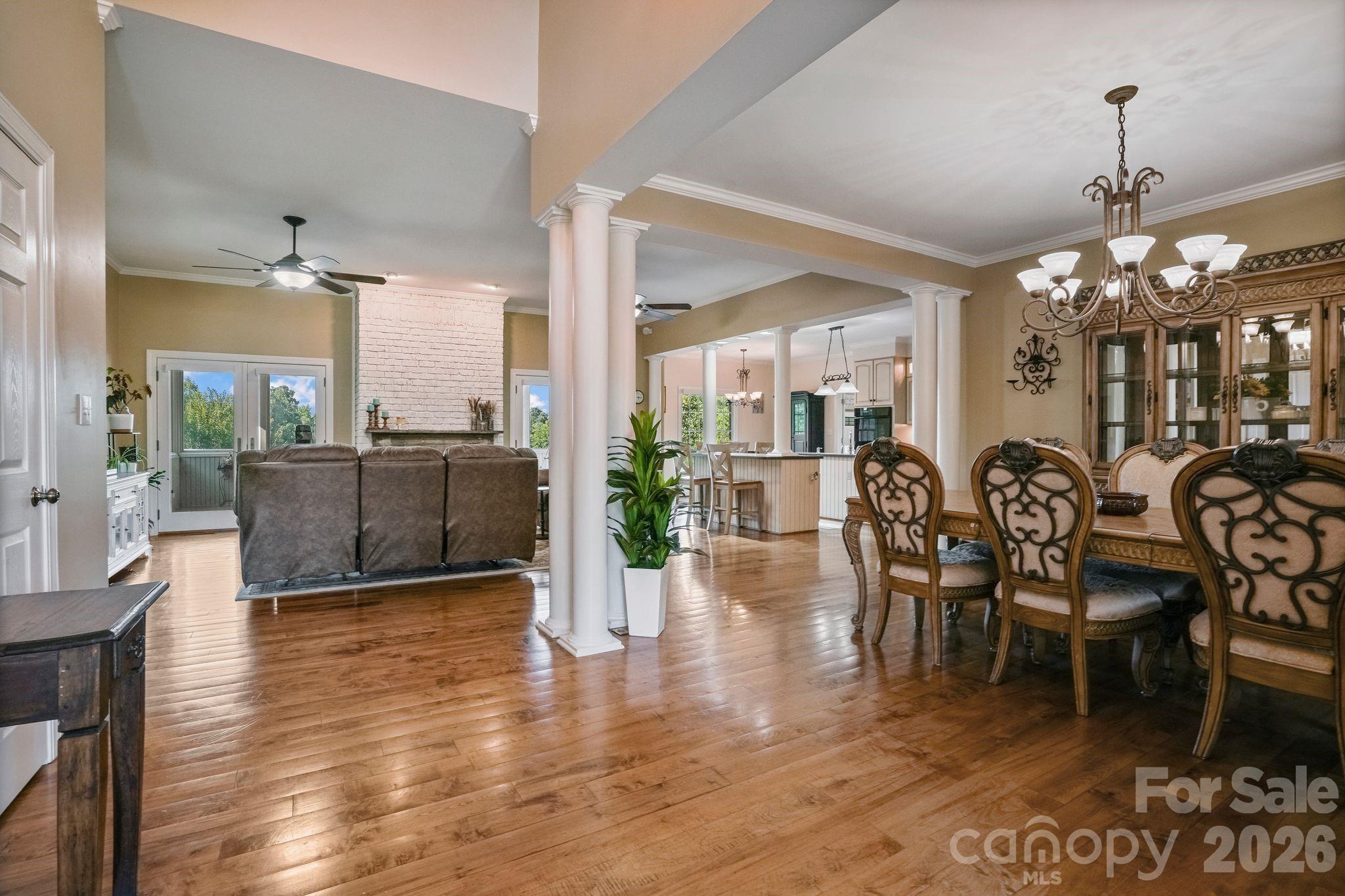 1715 Regan Road — Lexington