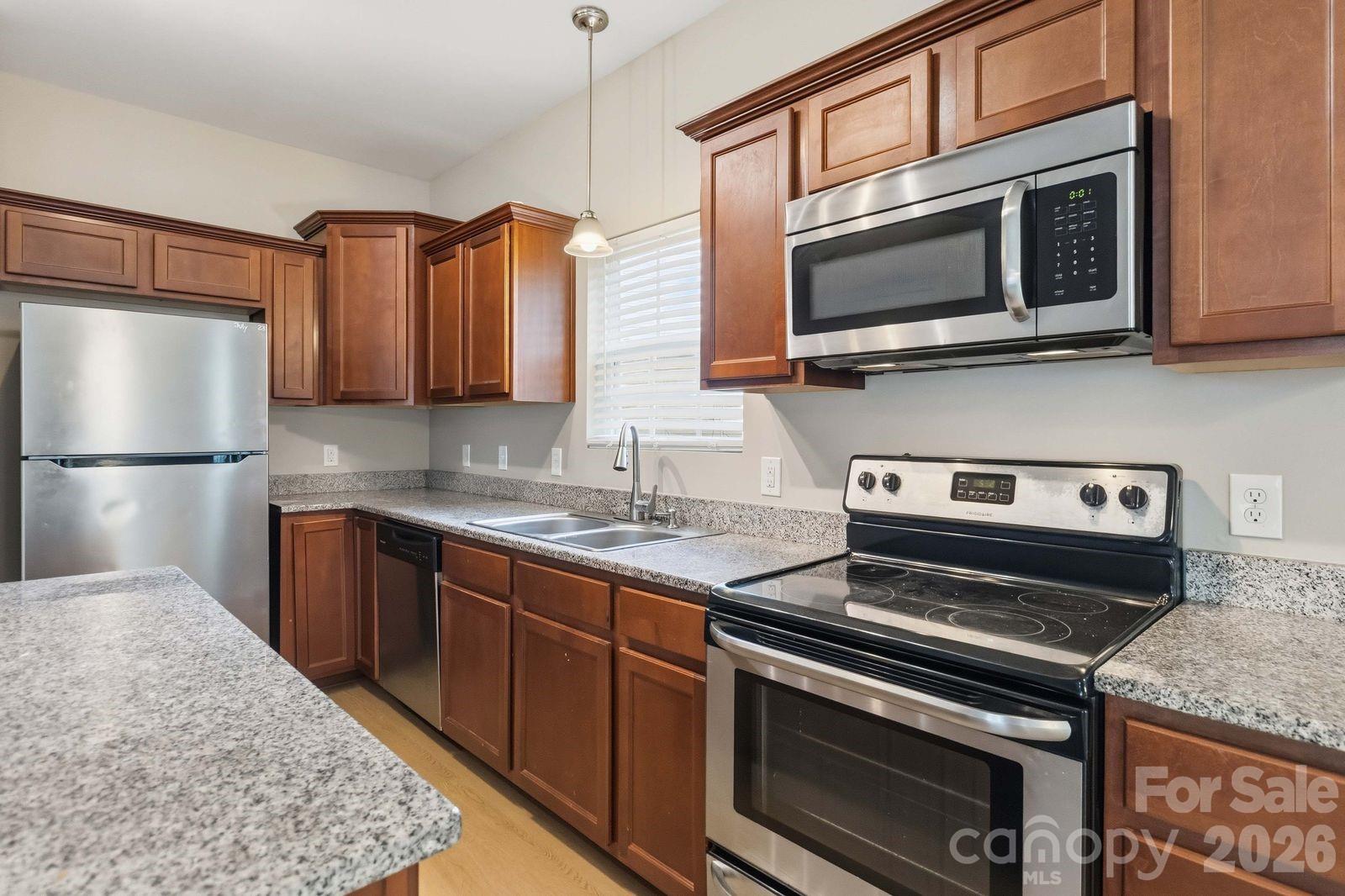 143 High Bluff Circle — Mooresville