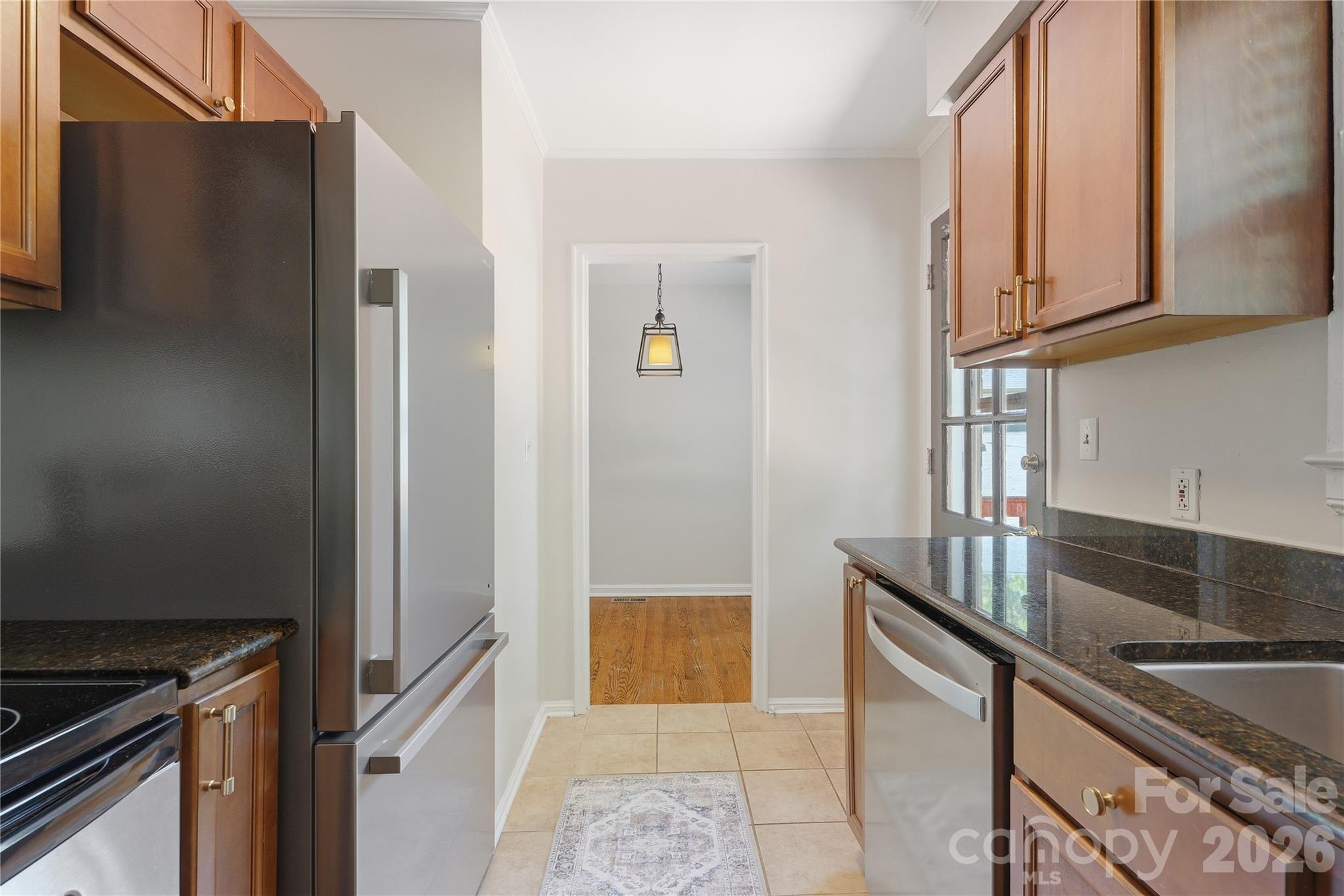 525 Wakefield Drive — Charlotte