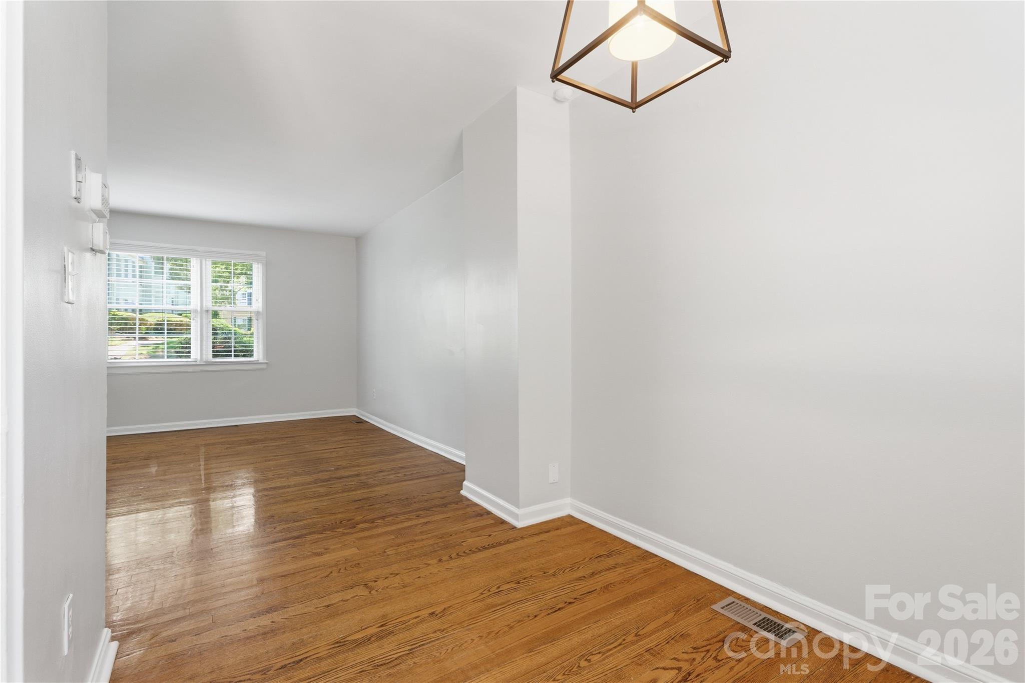 525 Wakefield Drive — Charlotte