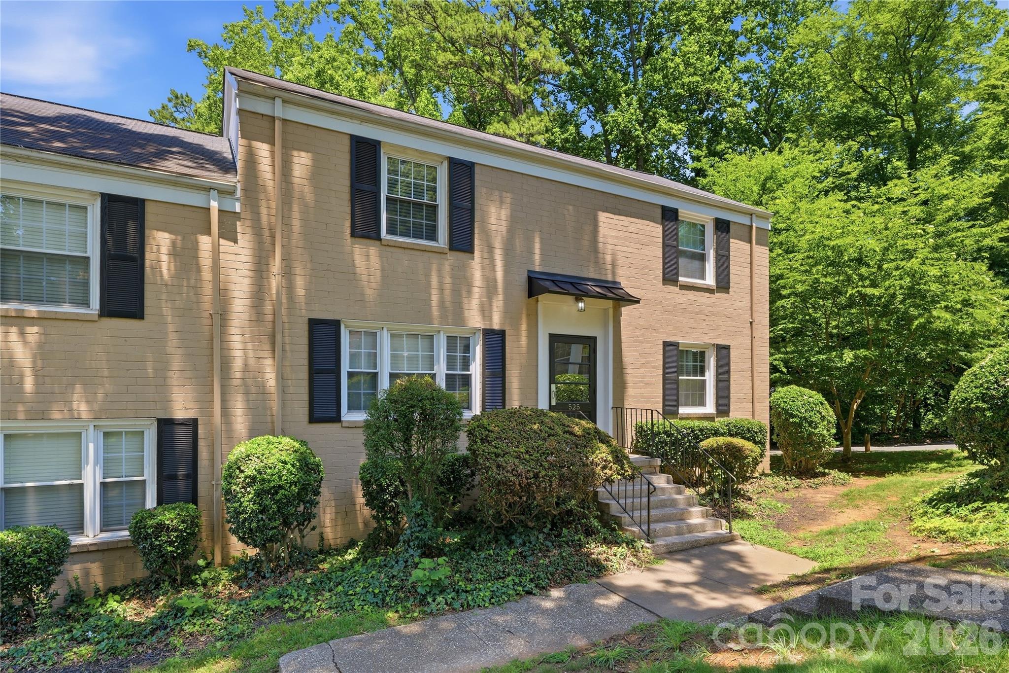 525 Wakefield Drive — Charlotte