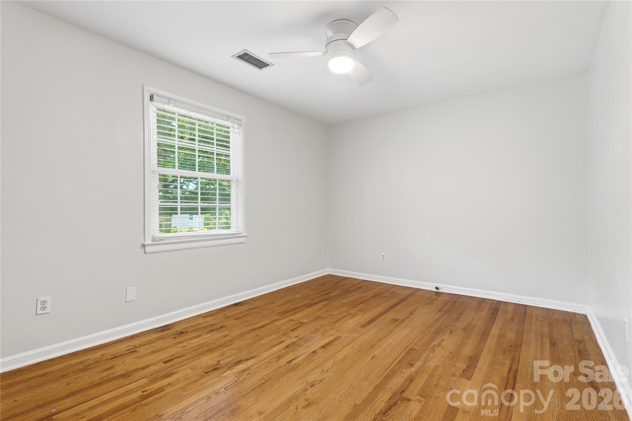 525 Wakefield Drive — Charlotte