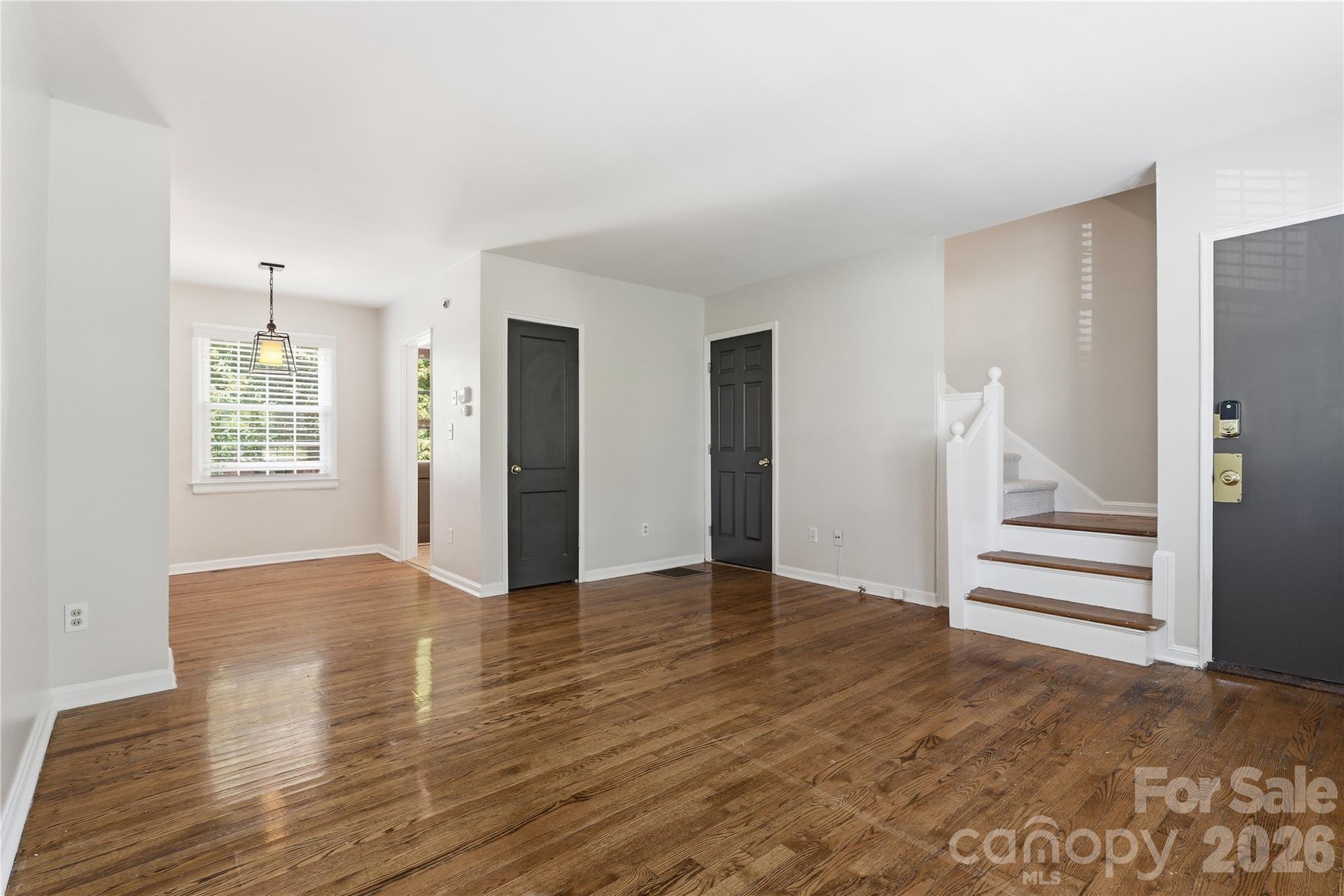 525 Wakefield Drive — Charlotte