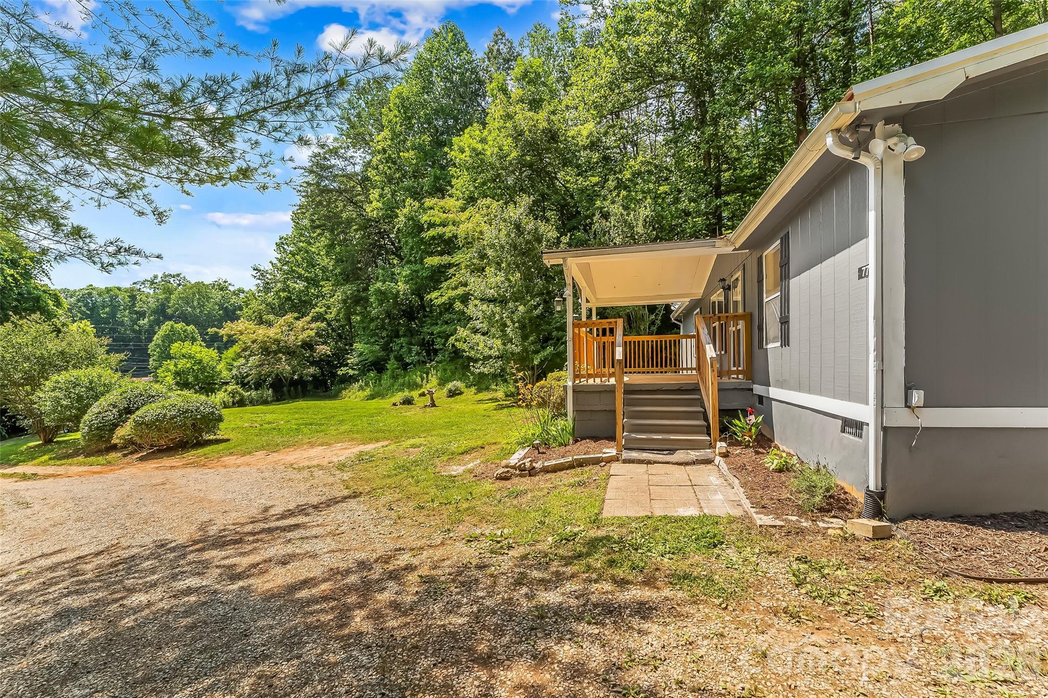 771 Hoppy Tom Hollow Road — Marion