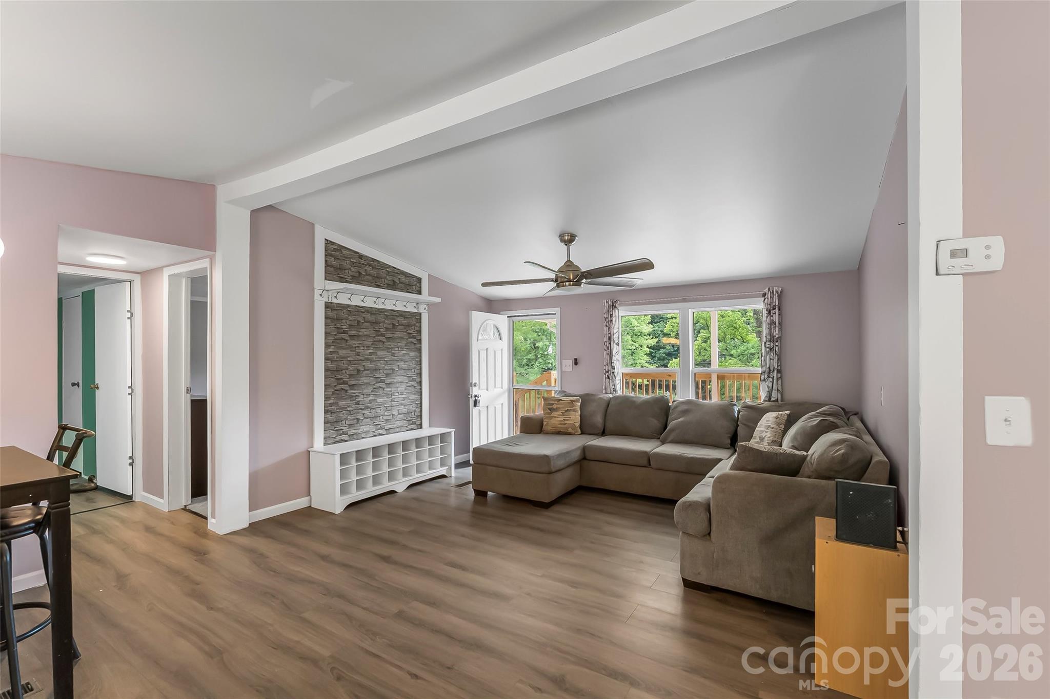771 Hoppy Tom Hollow Road — Marion