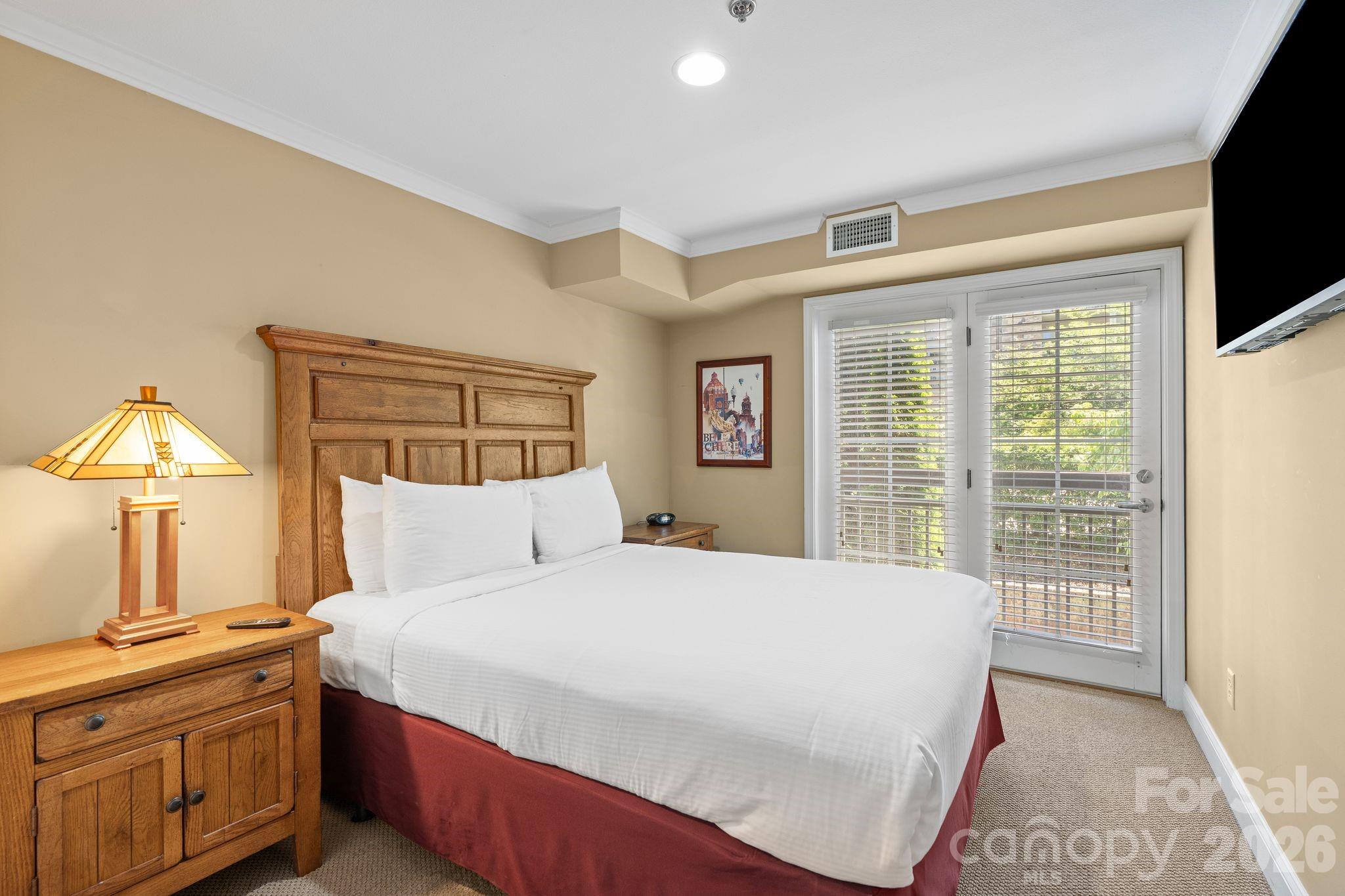 301 Bowling Park Road — Asheville
