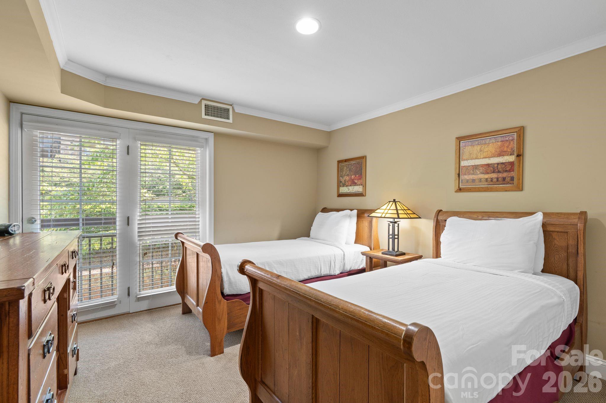 301 Bowling Park Road — Asheville
