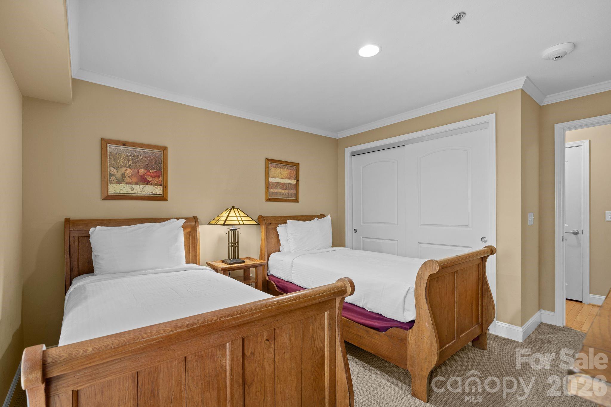 301 Bowling Park Road — Asheville