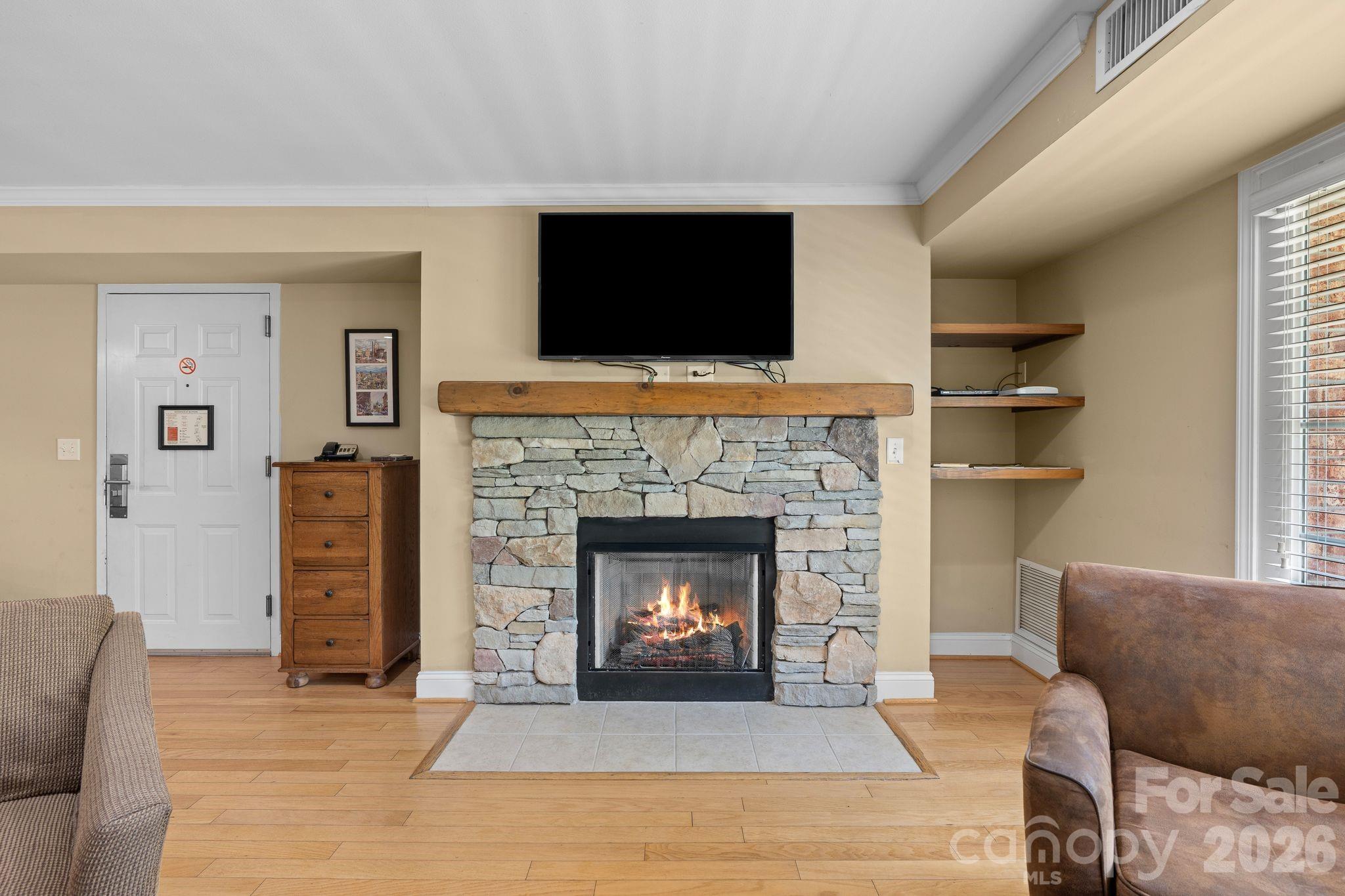 301 Bowling Park Road — Asheville