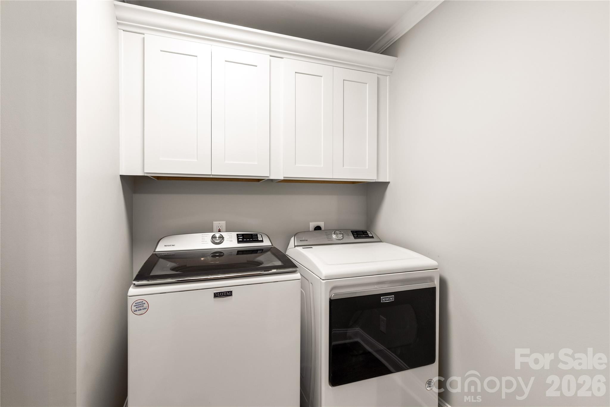 1297 Potter Road — Lancaster