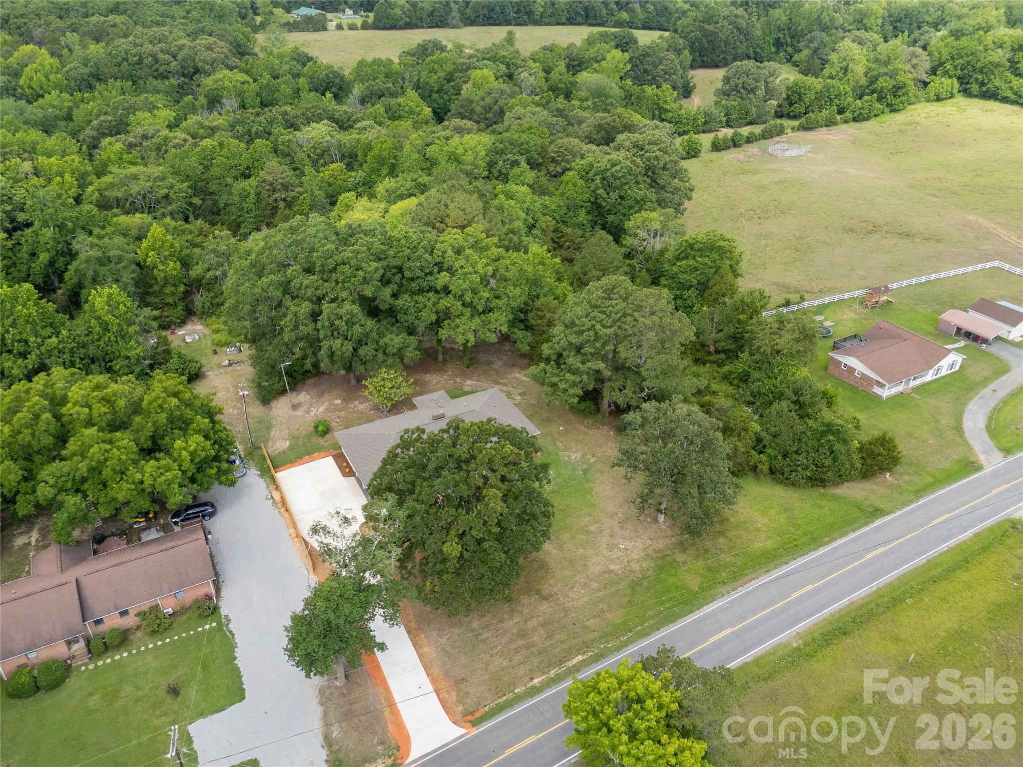 1297 Potter Road — Lancaster