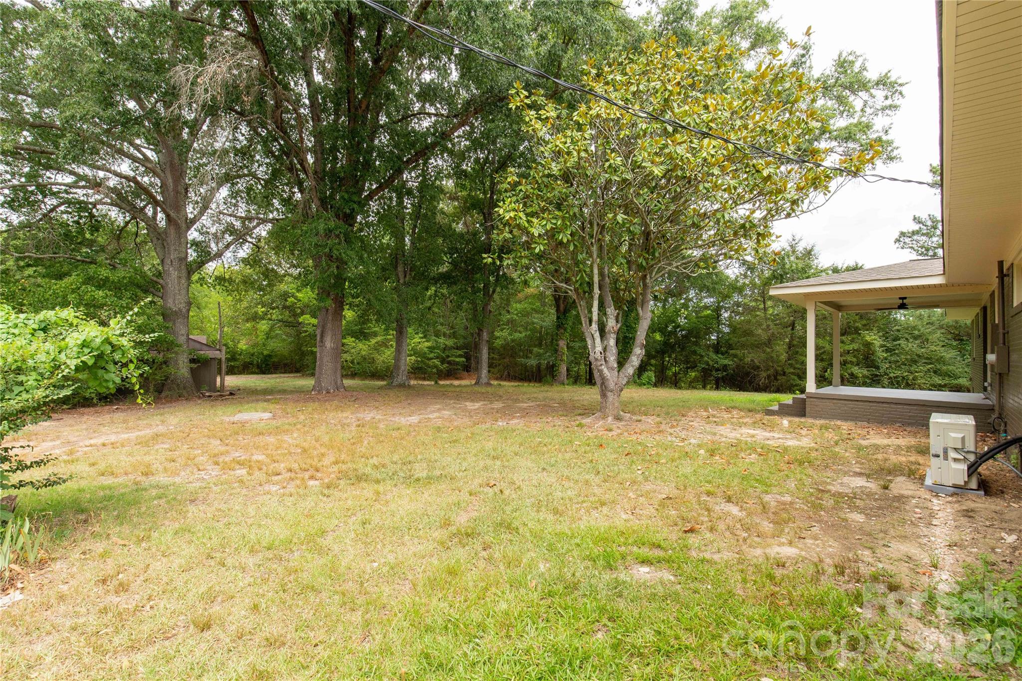 1297 Potter Road — Lancaster