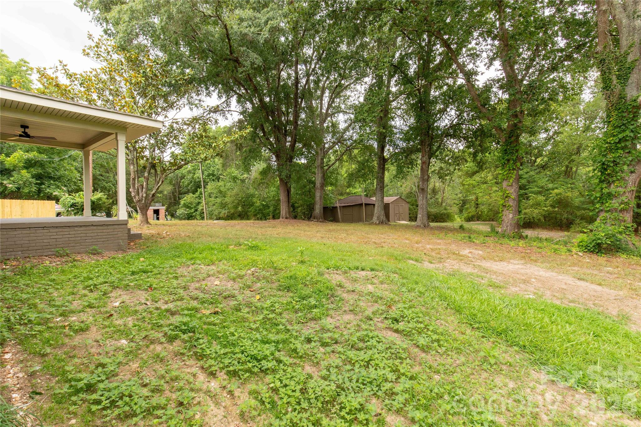 1297 Potter Road — Lancaster