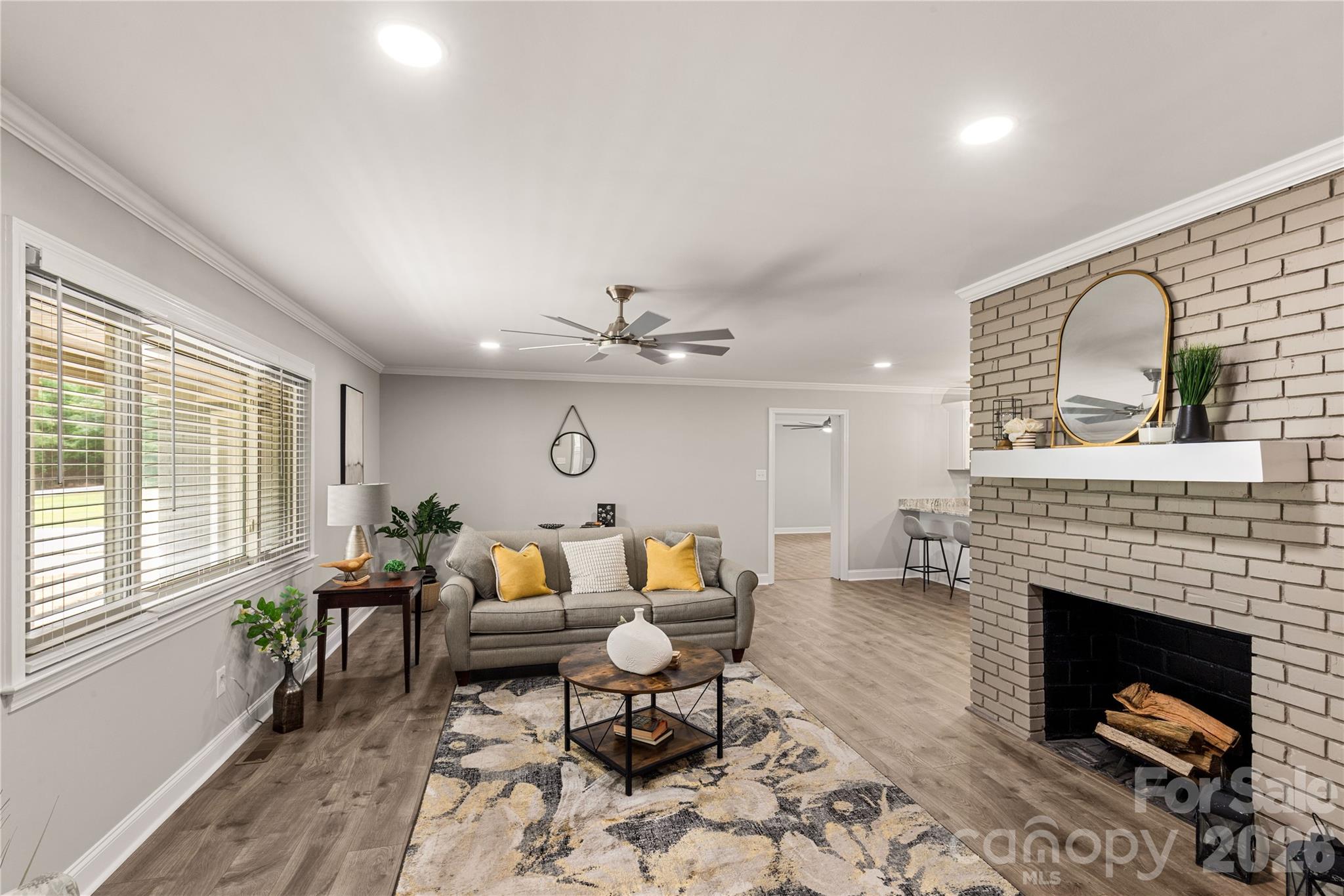 1297 Potter Road — Lancaster