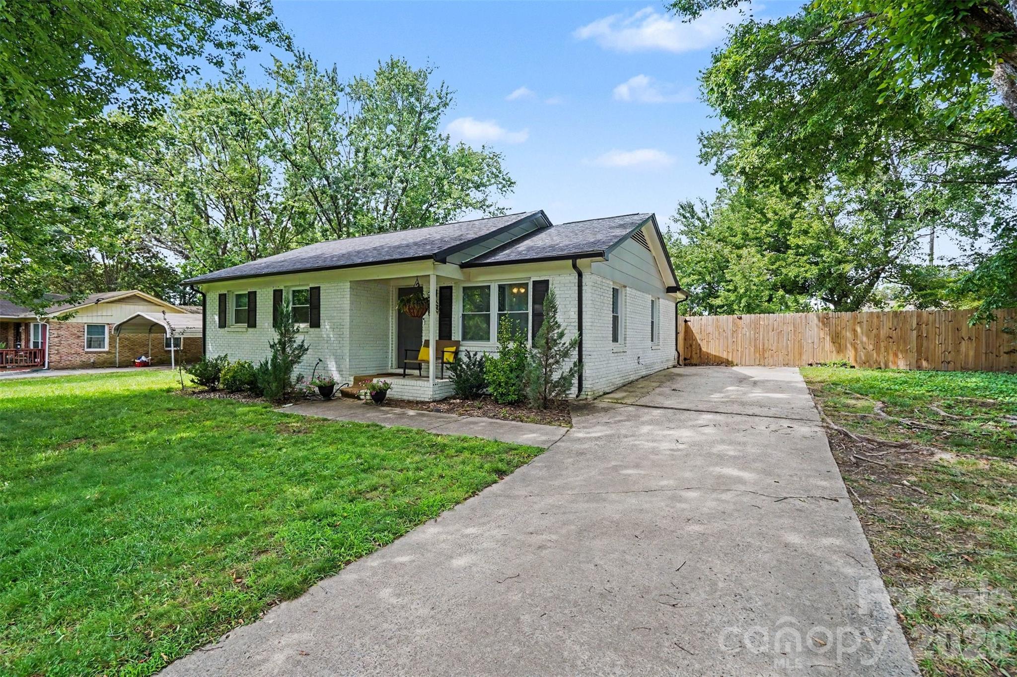 7903 Teakwood Road — Indian Trail