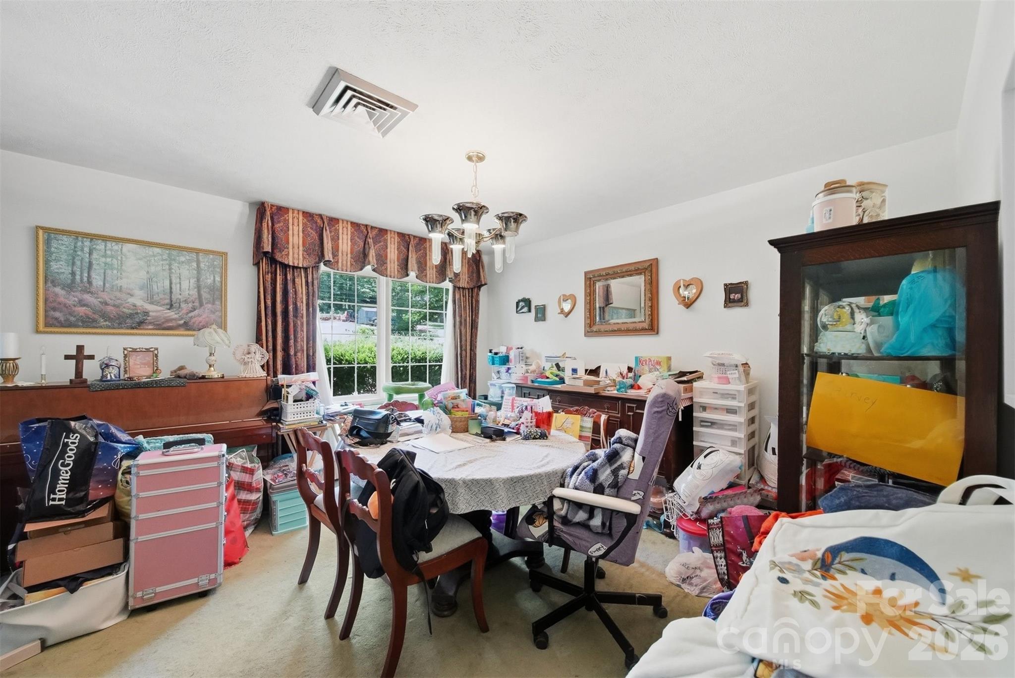 200 Westwood Drive — Morganton
