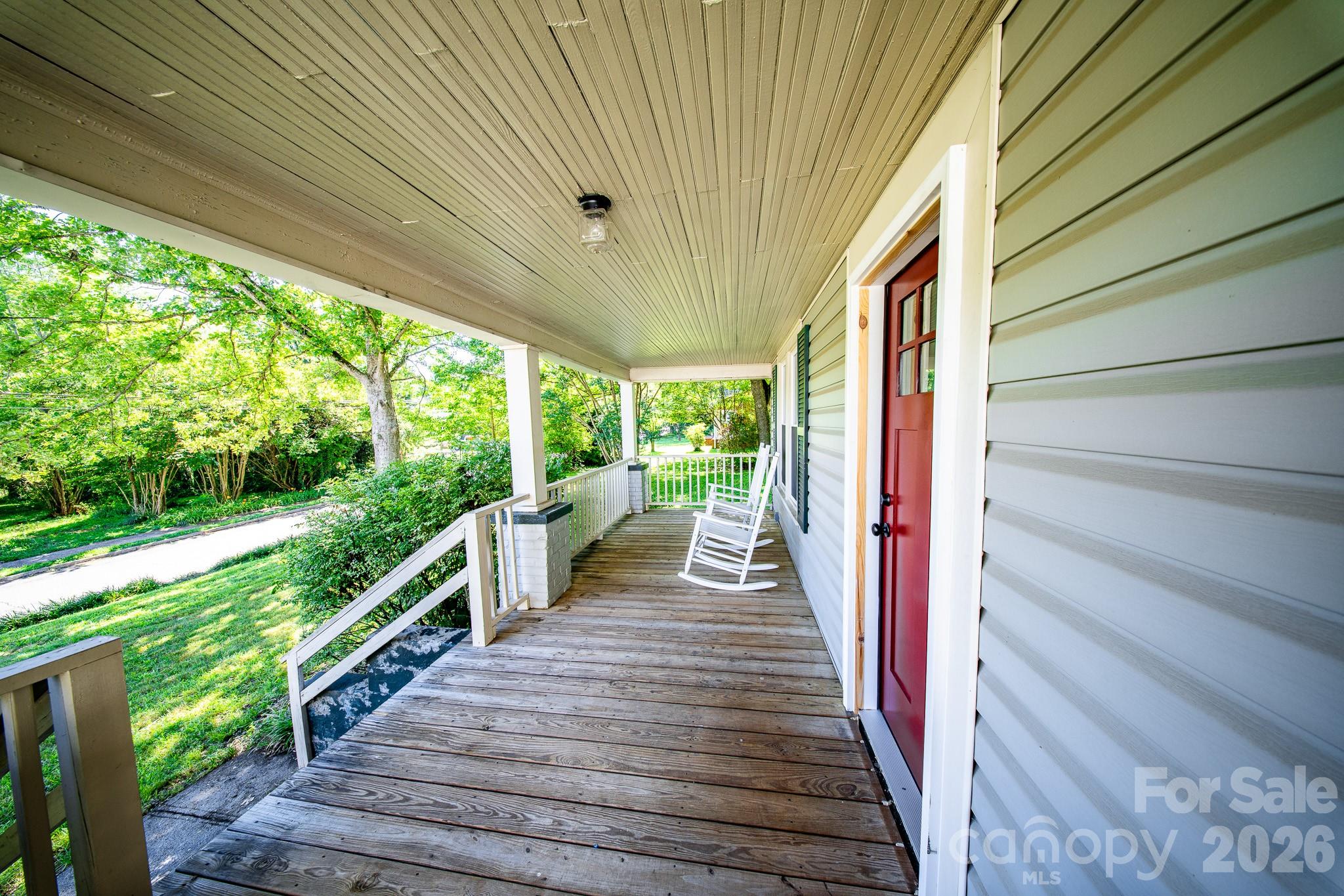 110 N Chestnut Street — Morganton