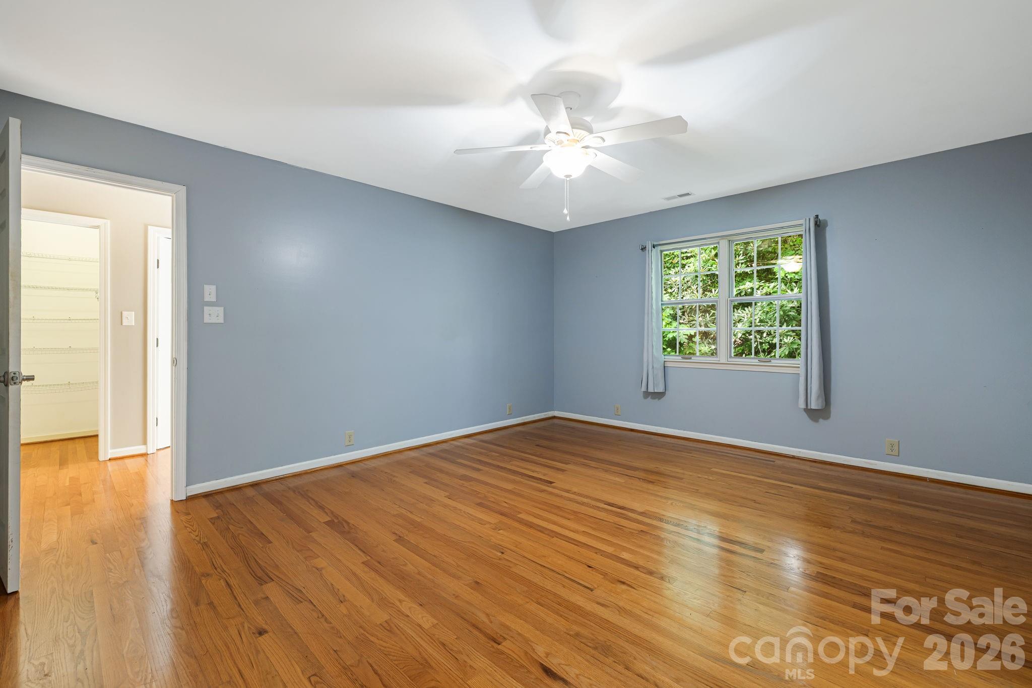 94 Paradise Cove Road — Penrose