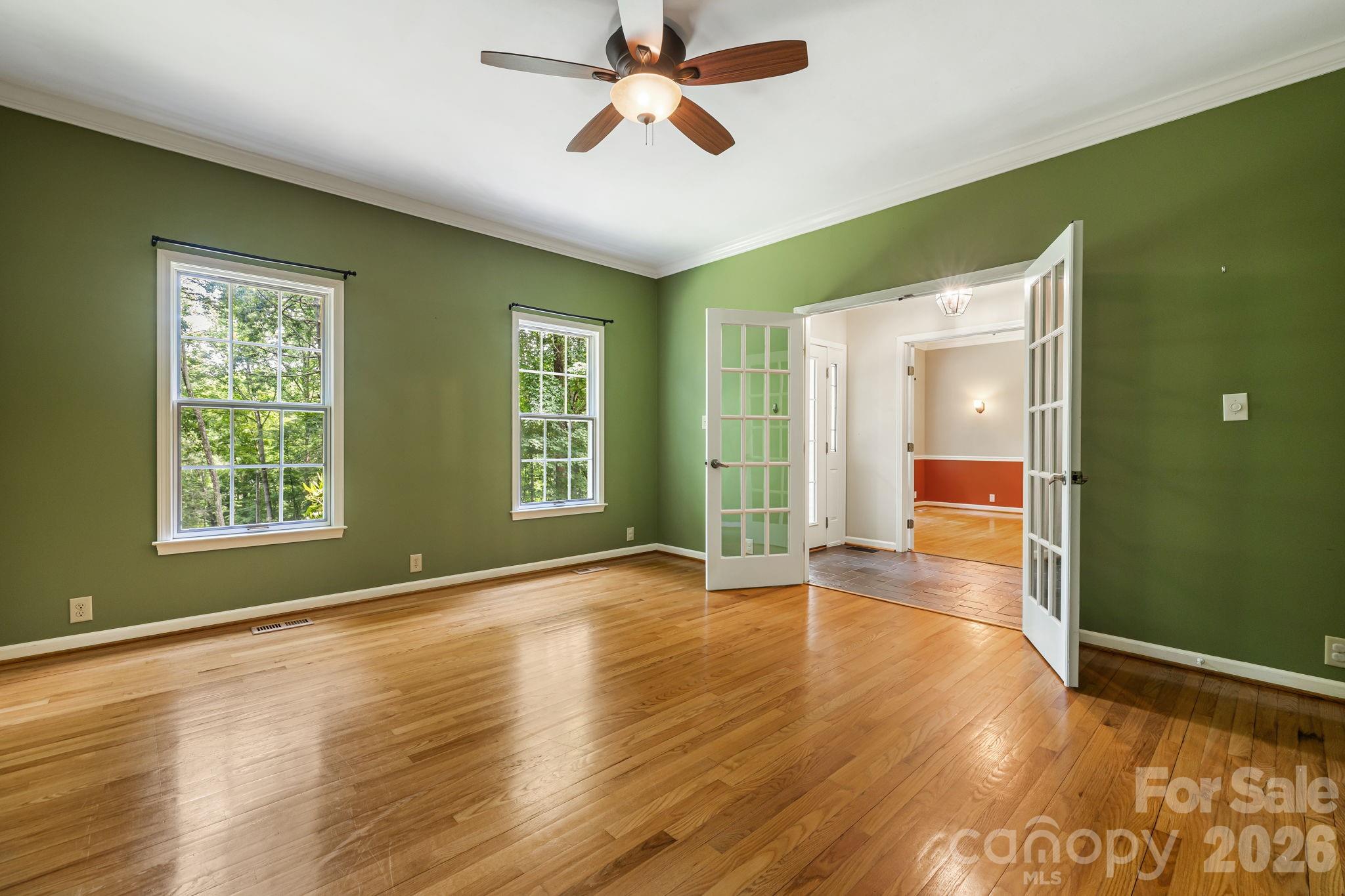 94 Paradise Cove Road — Penrose
