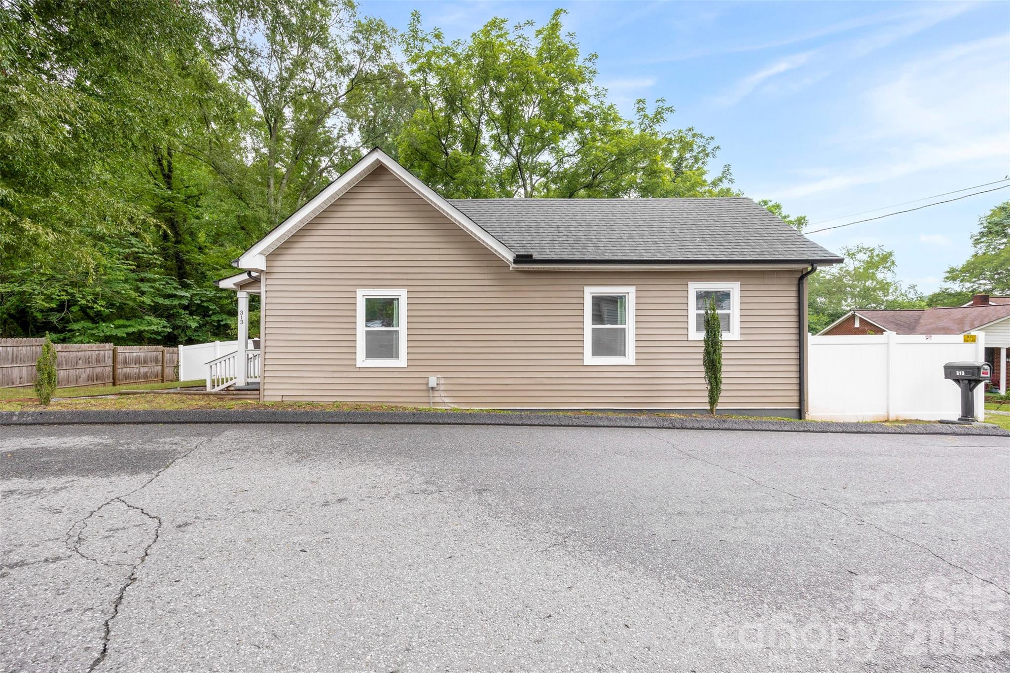 313 Gantt Street — Kings Mountain