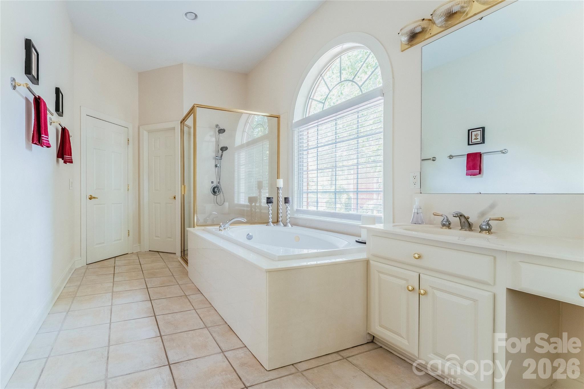 9425 Briarwick Lane — Charlotte