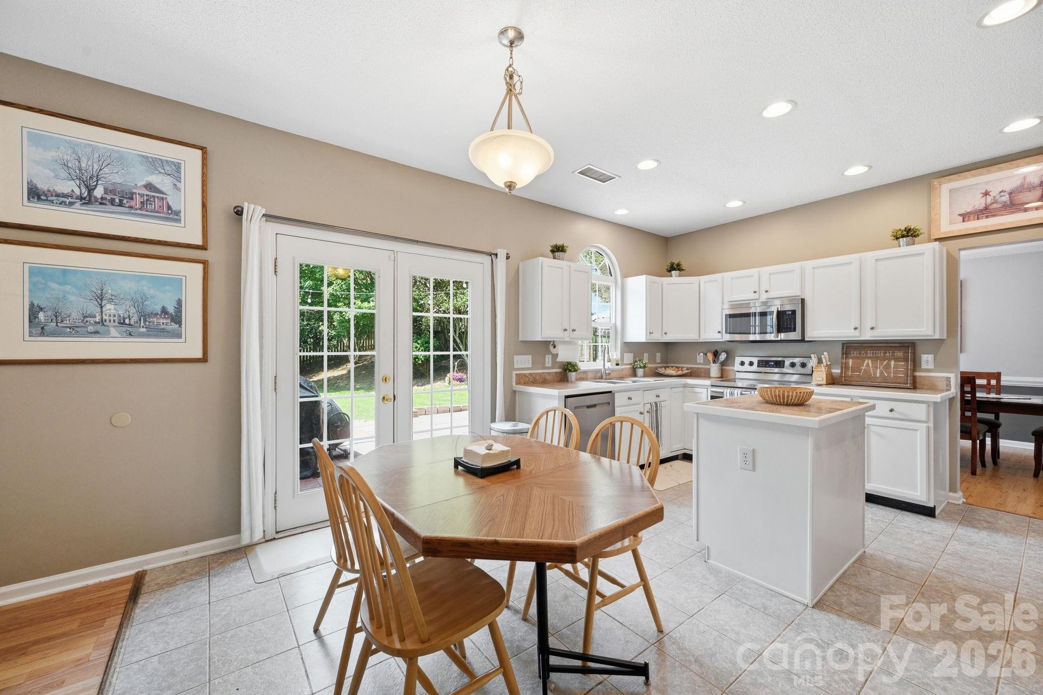 8918 Magennis Grove Court — Charlotte